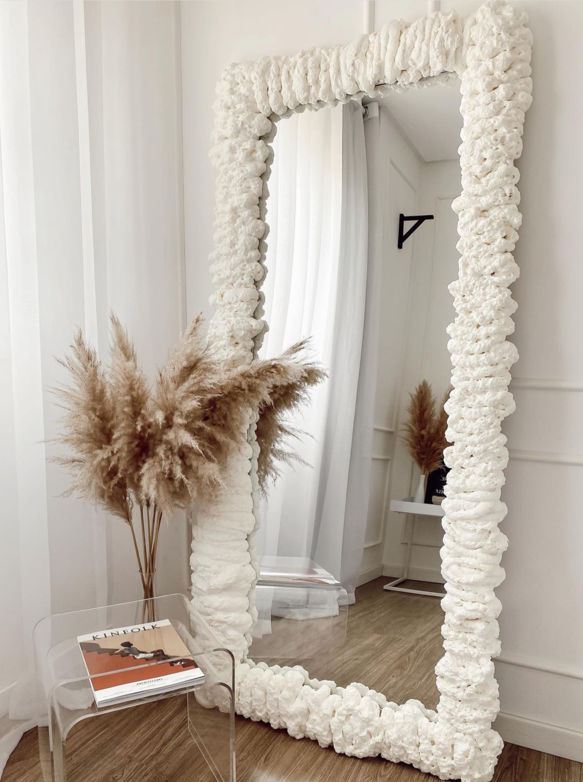 Aesthetic Mirrors