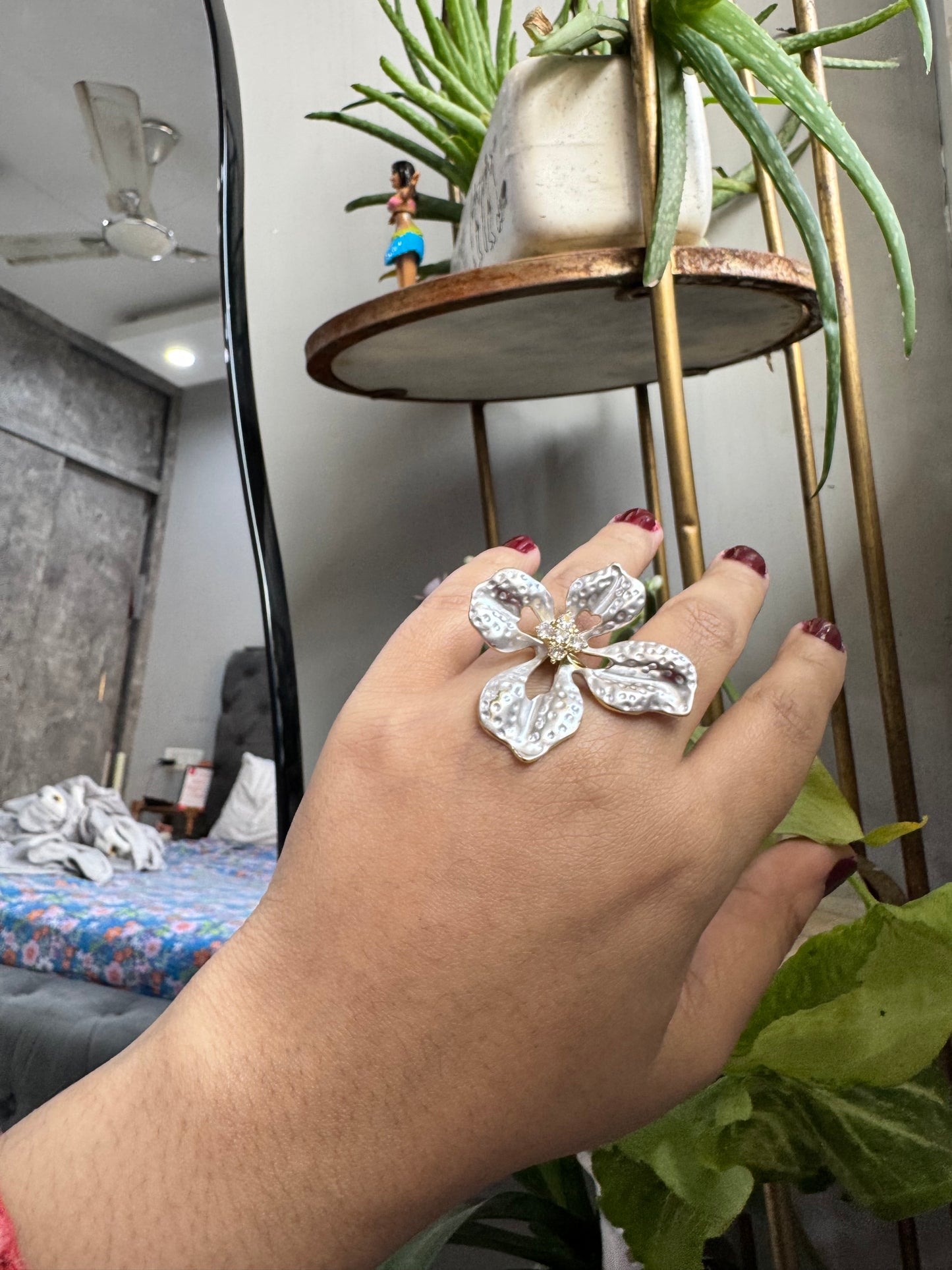 Elegant Silver Plated Flower Ring (Adjustable)