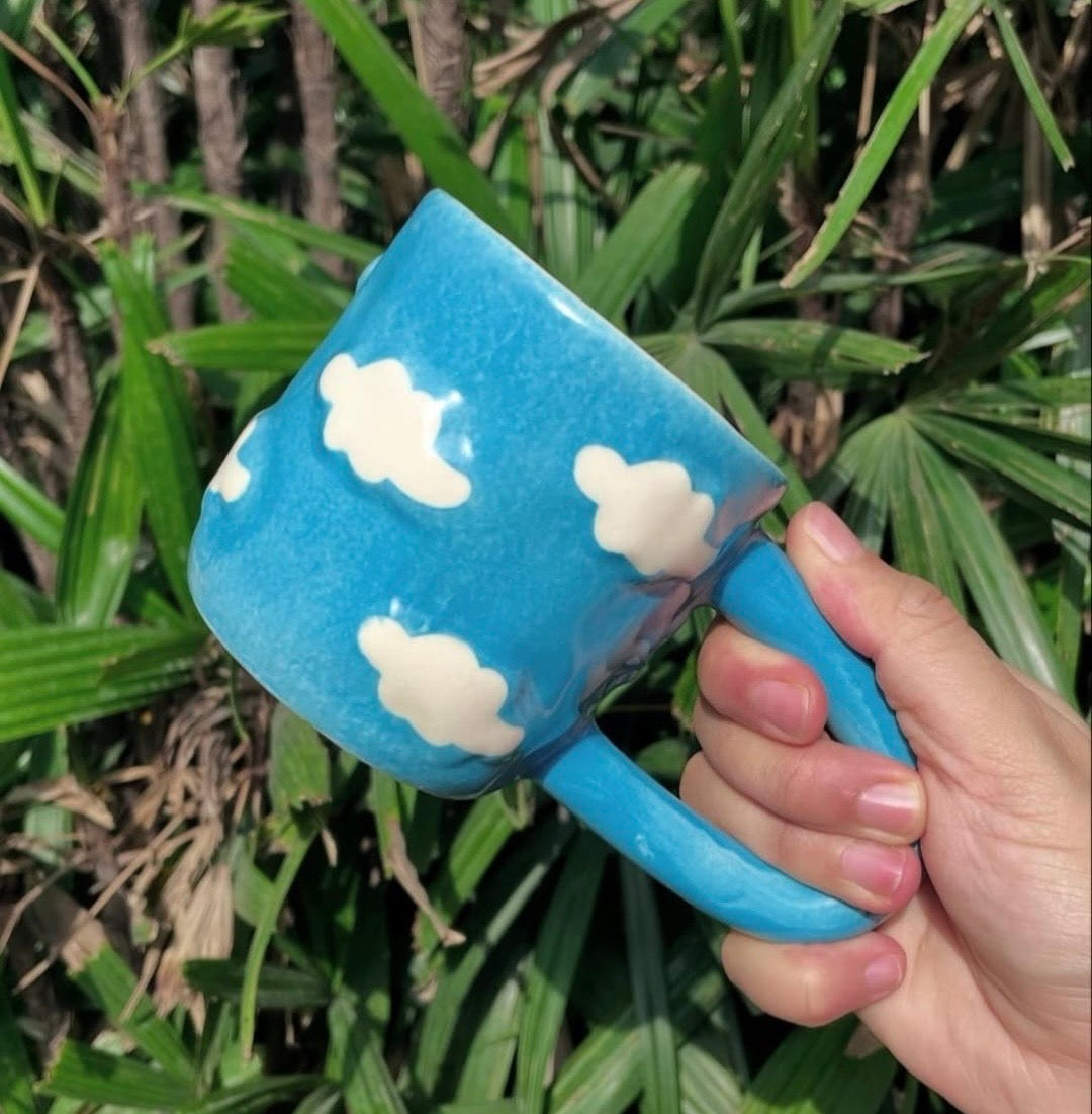 Graceful Hearts Mug with Long Handle