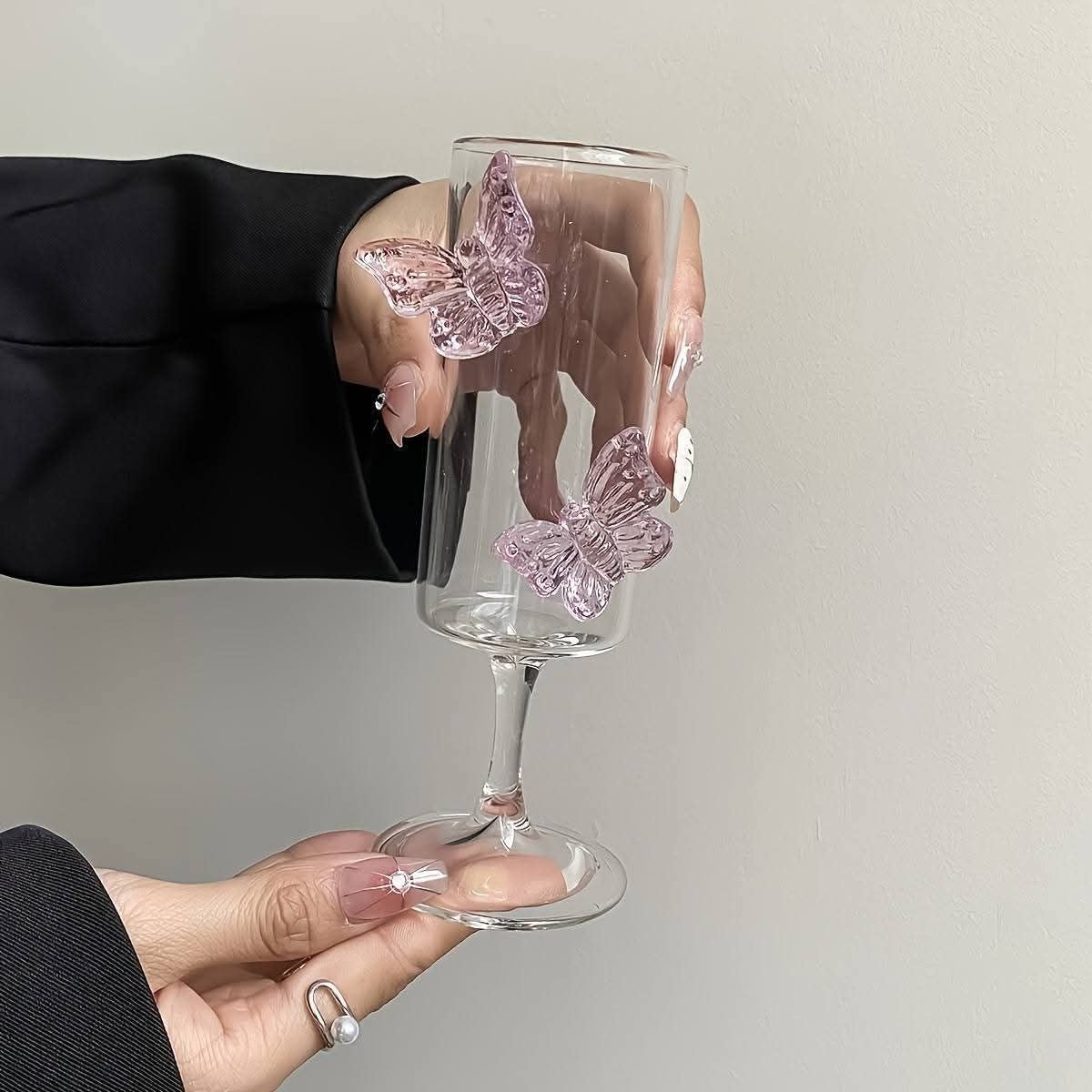 Exquisite 3D Pink Butterfly Champagne Glass (Contains 2 Glasses)