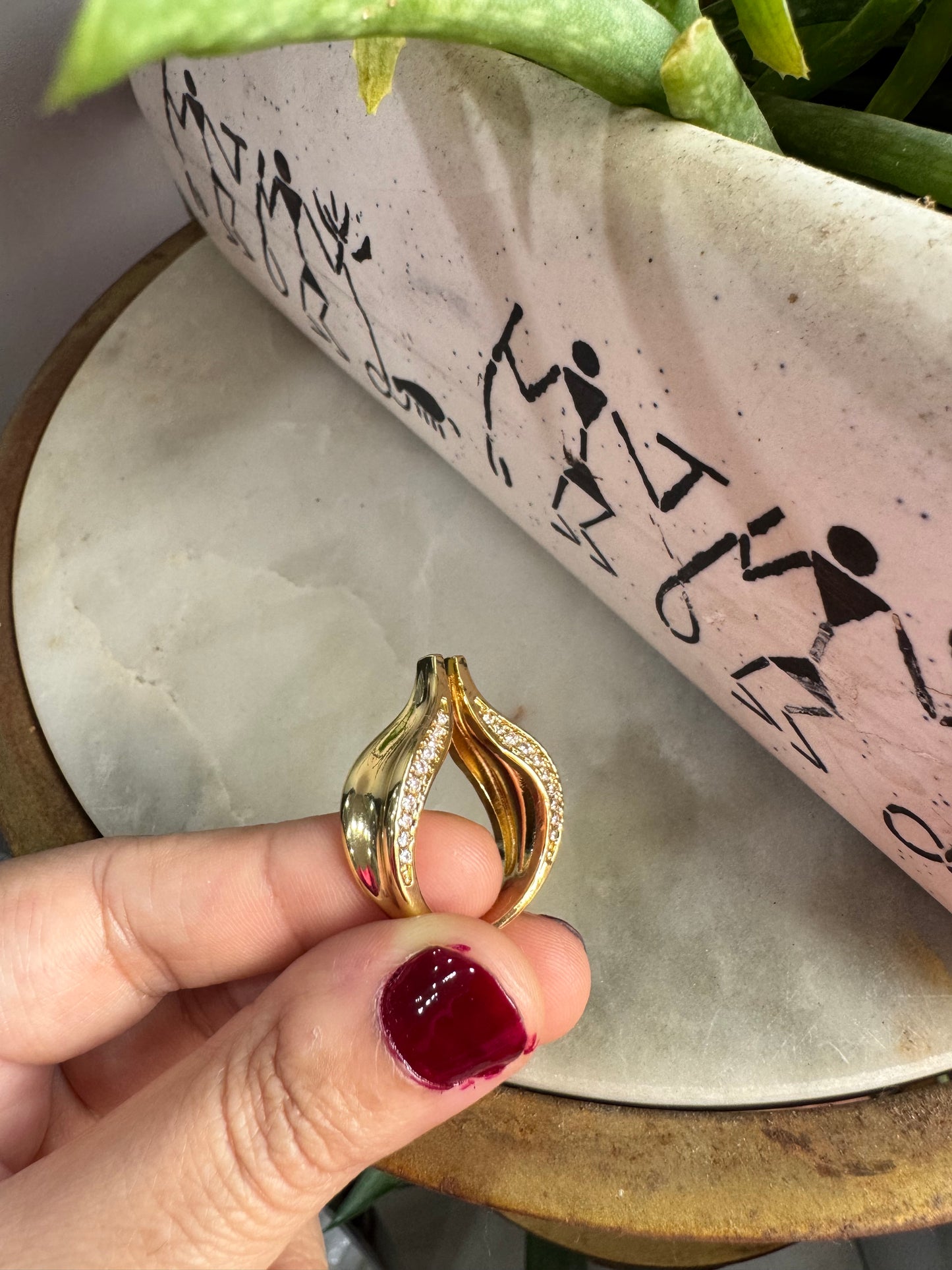 Elegant Gold Plated Rhinestones Studded Statement Ring