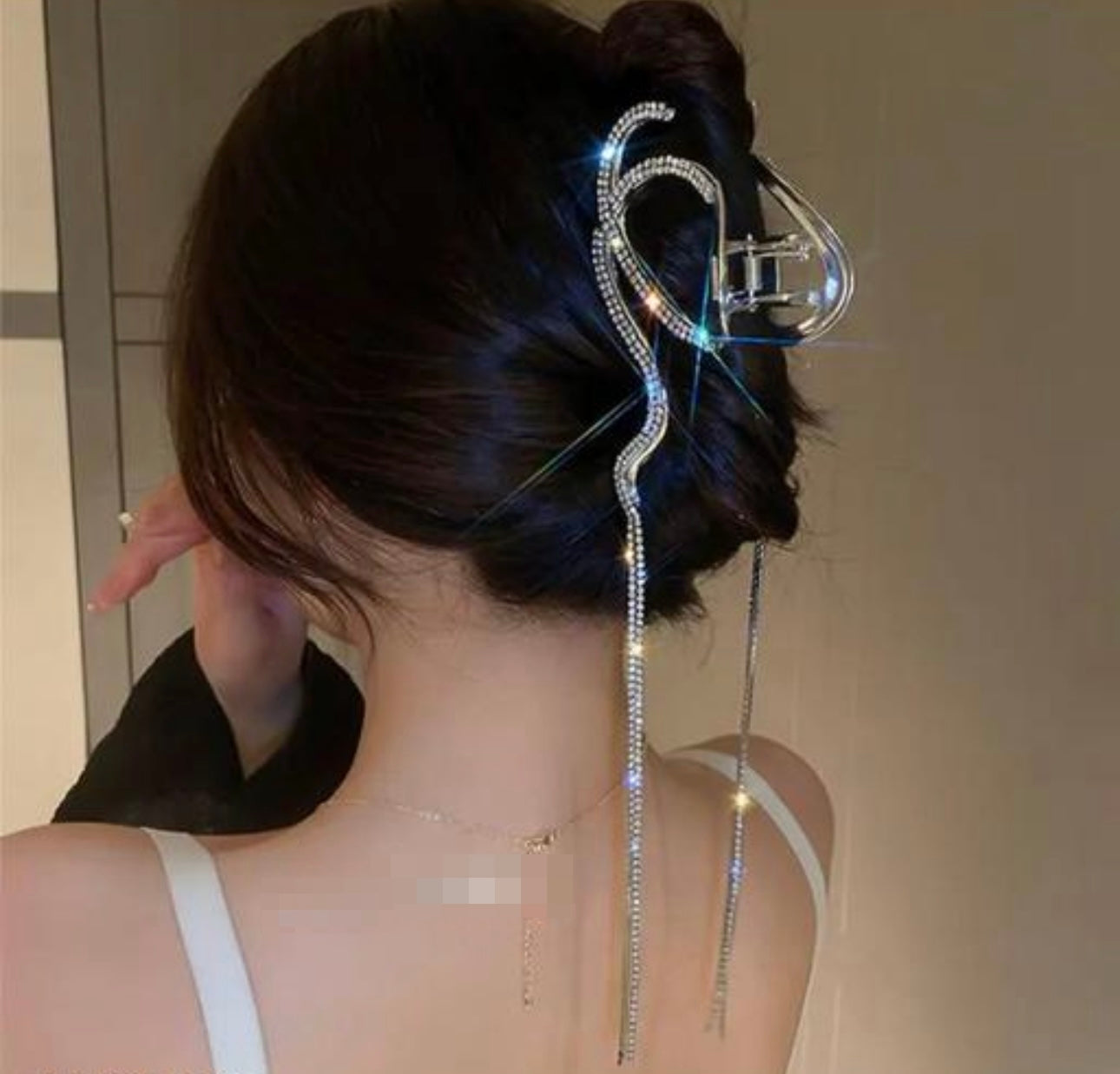 Blingy Rhinestones Metal Hairclip / Clutcher / Claw