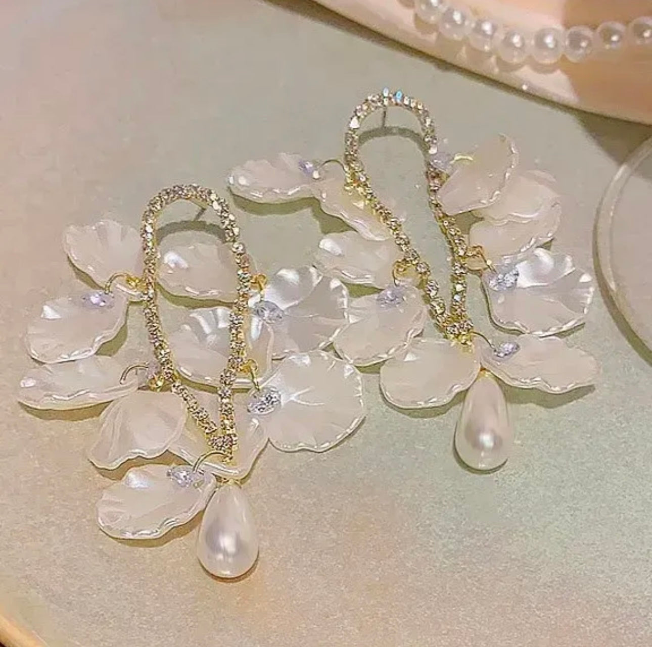 Premium Rhinestone Detail White Earrings