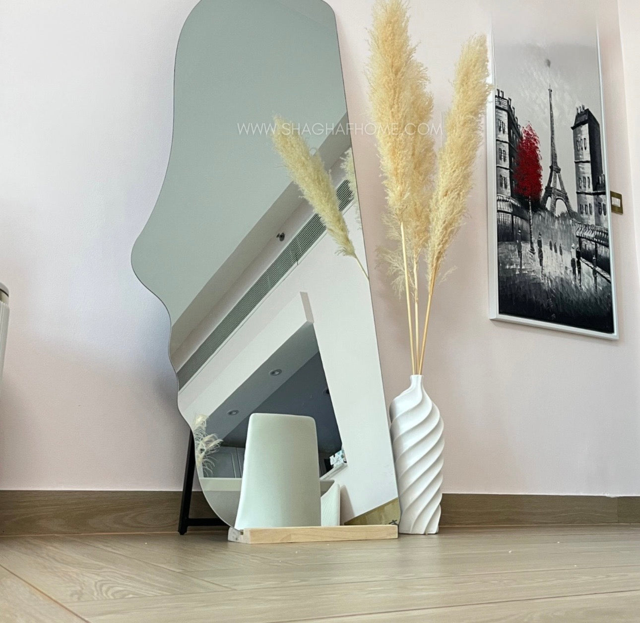 Aesthetic Face Shape Mirror (without LED) - Only deliverable in Delhi/NCR