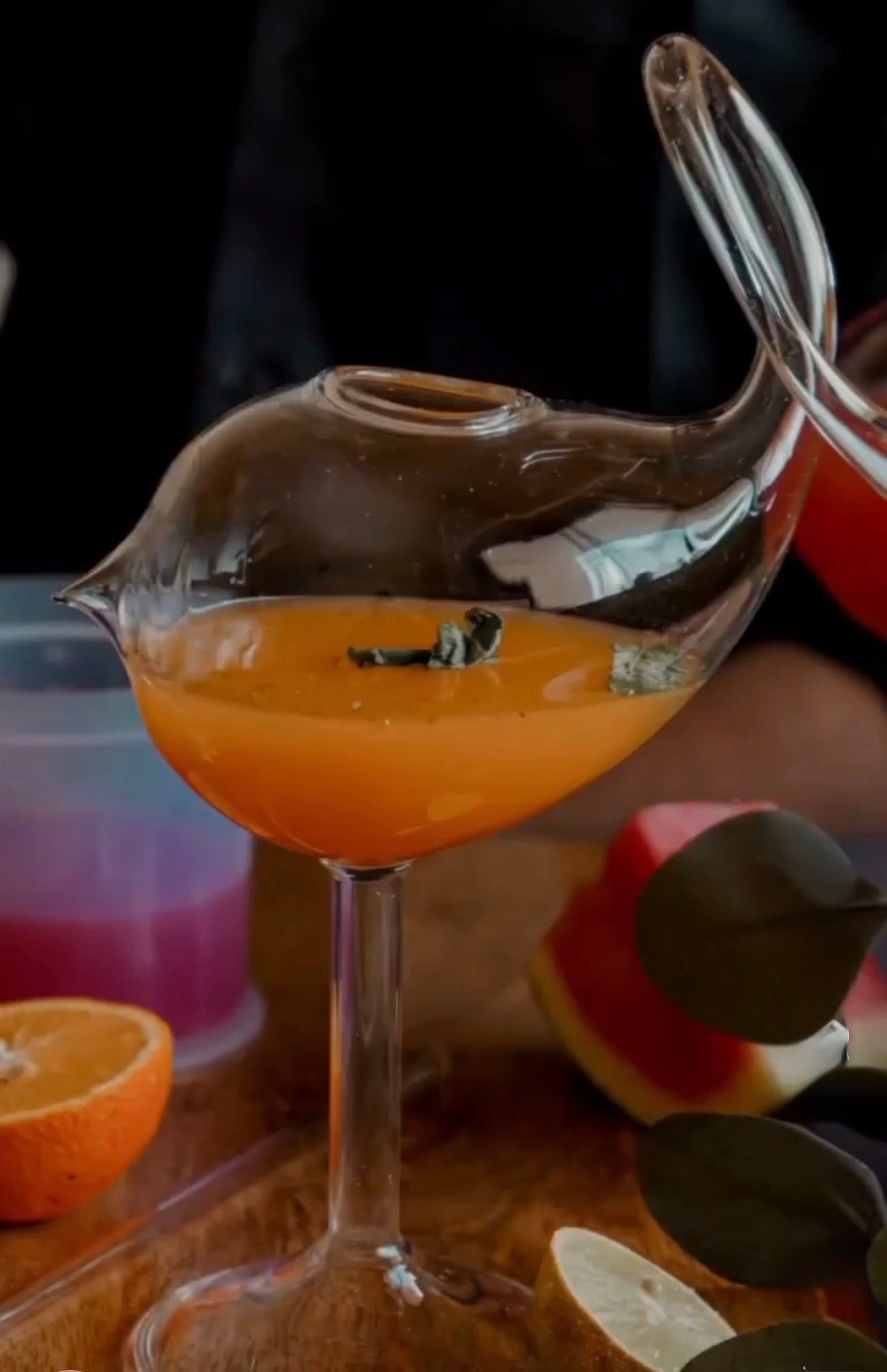 Luxe Swan Glass | Cocktail Glass