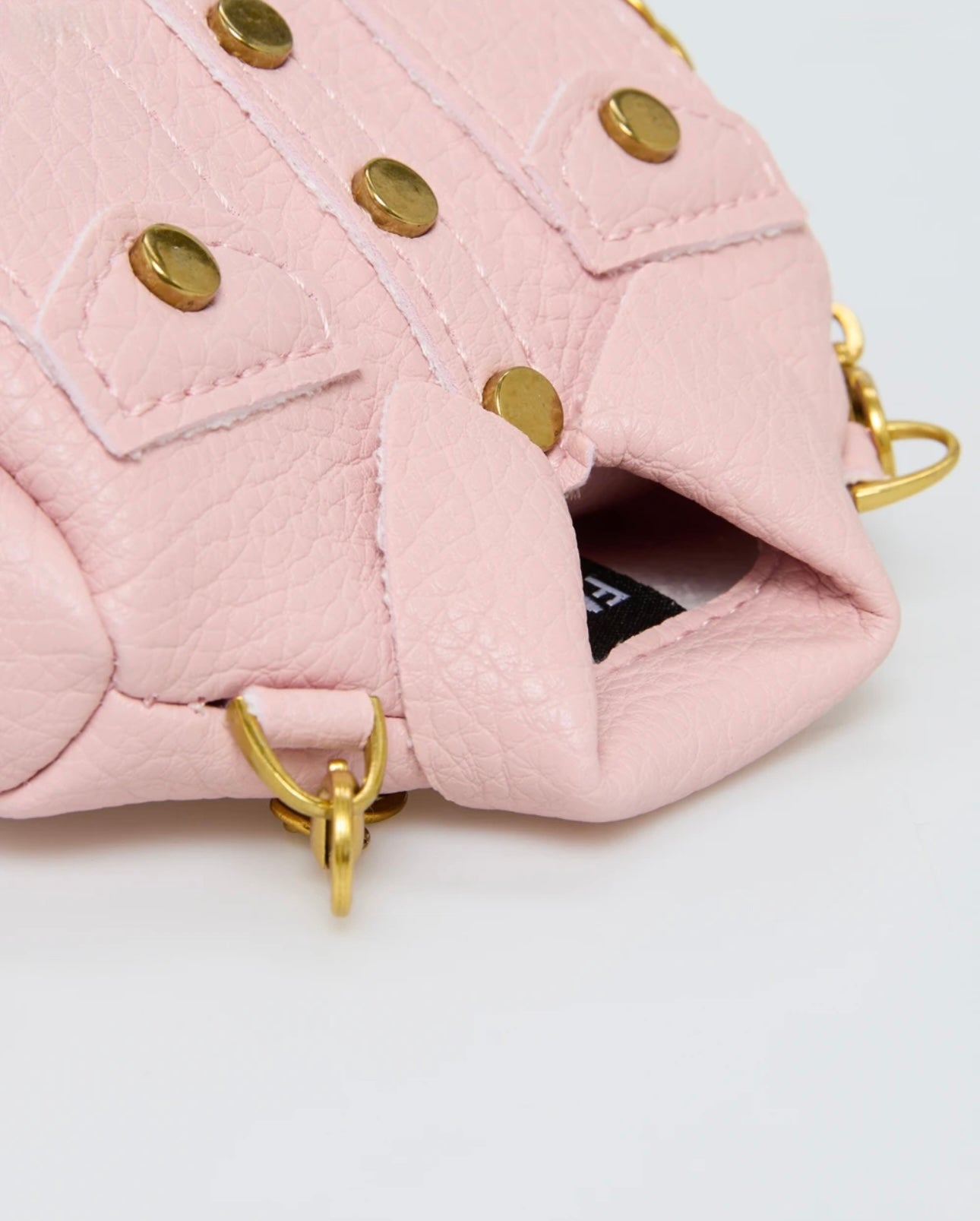 Exclusive Stylish Shirt Woman Statement Bag
