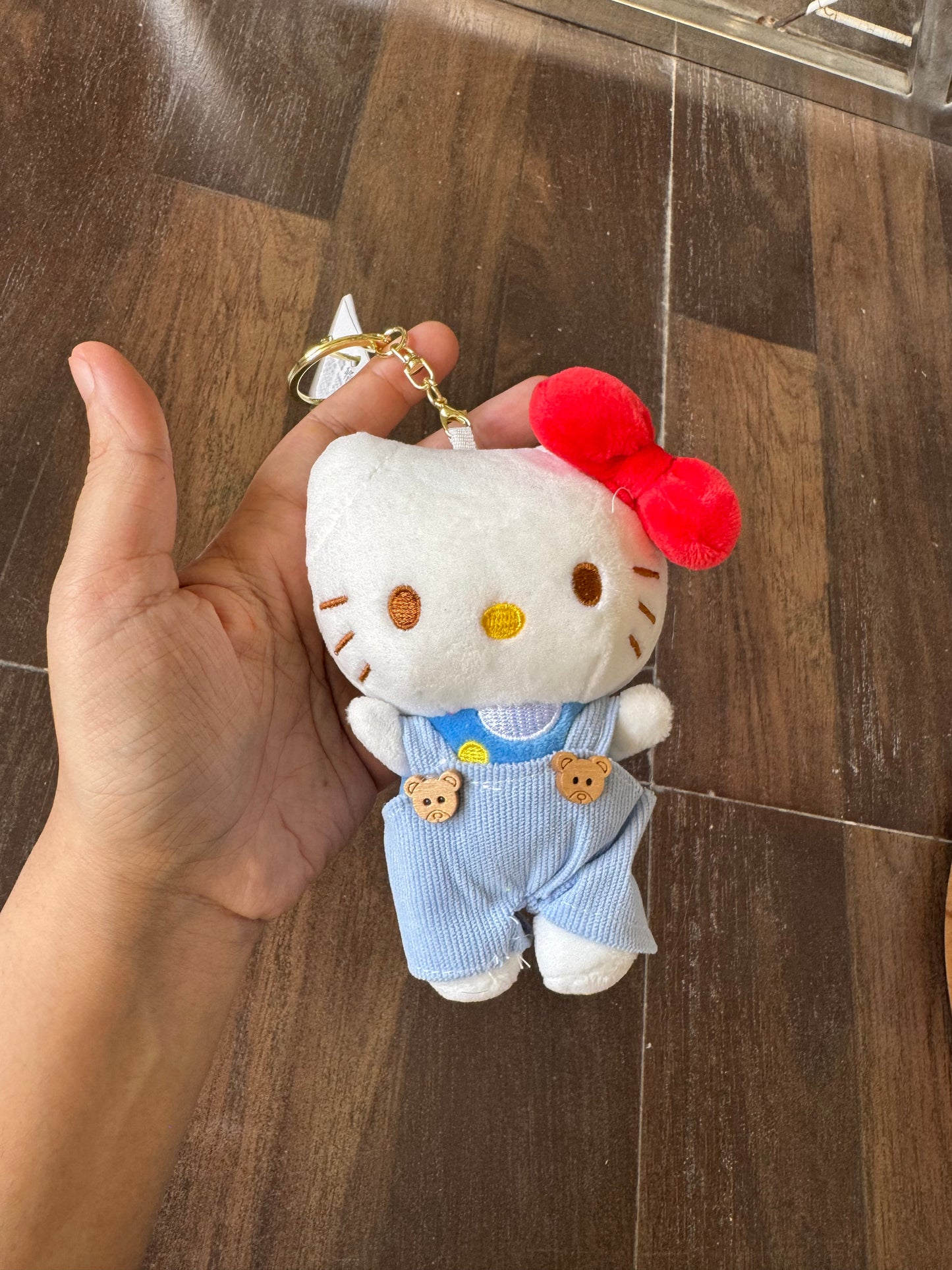 Cute “Hello Kitty” Plushy Keychain /Bag Charm
