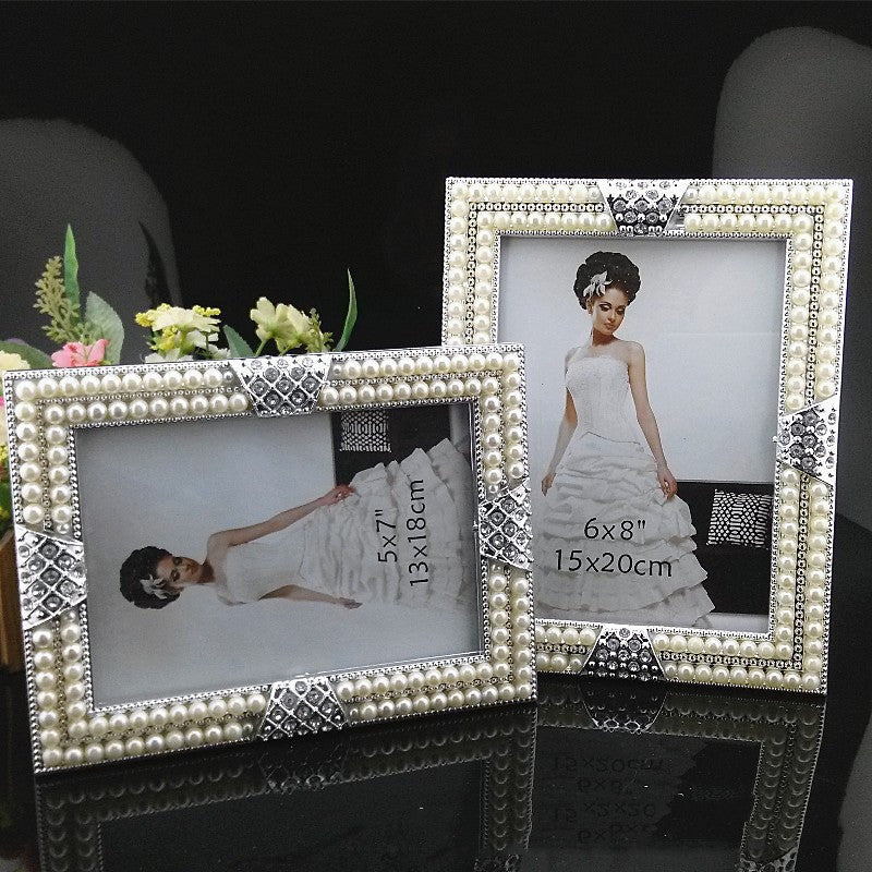 Pearl Detail Photo Frame