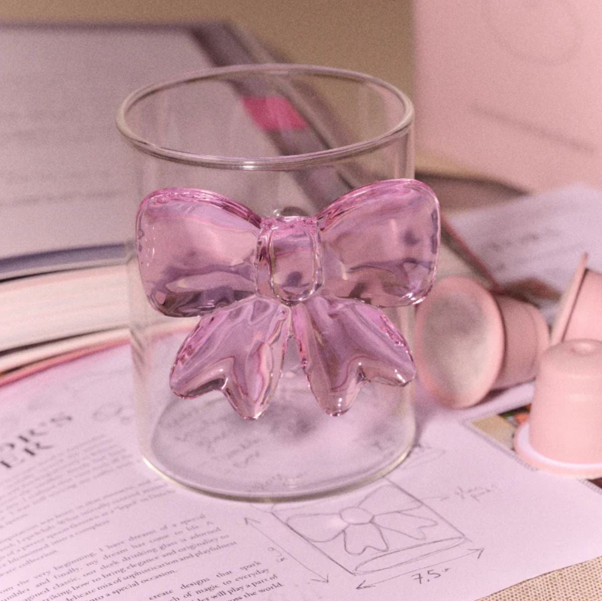 Exquisite Pink Bow Glass