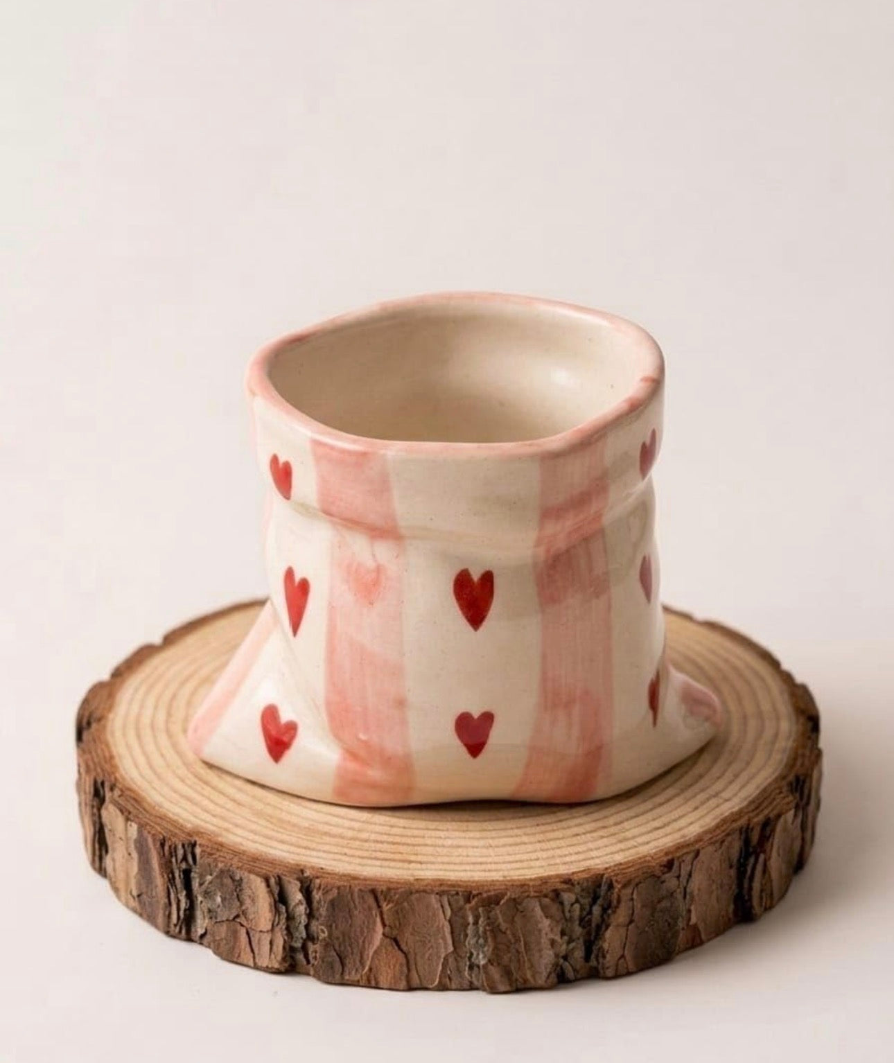Cute Heart Print Couch Mug / Sack shape Mug
