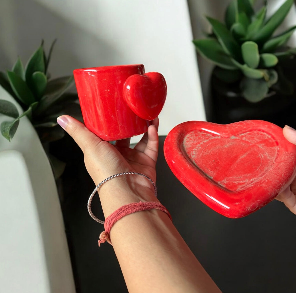 Latest 3D Heart Handle Mug & Heart Saucer