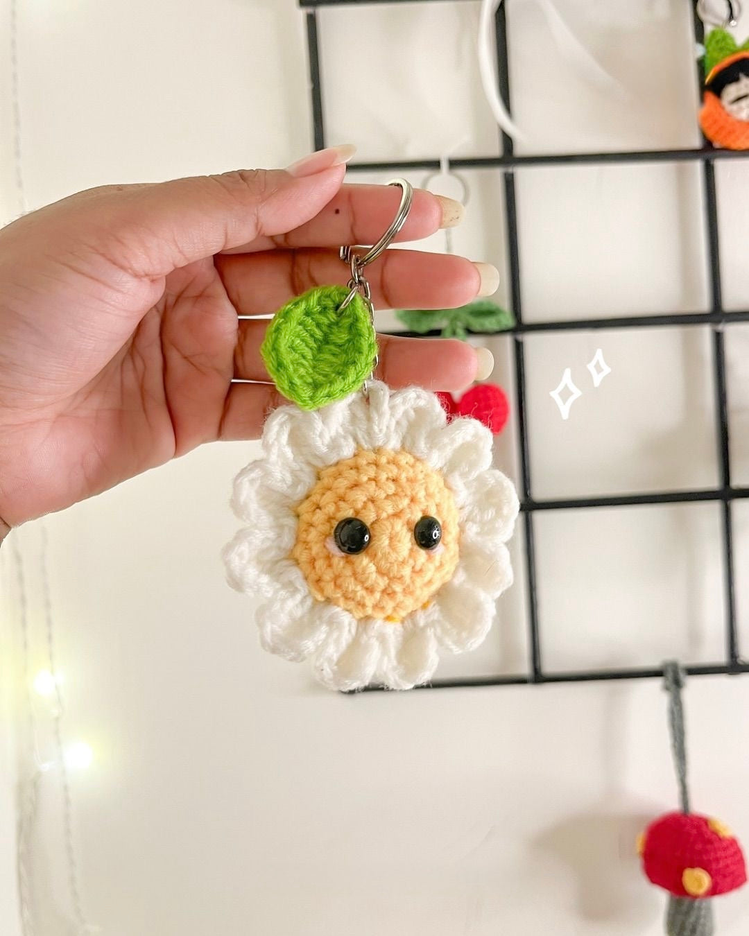 Adorable Smiling Daisy Crochet Keychain