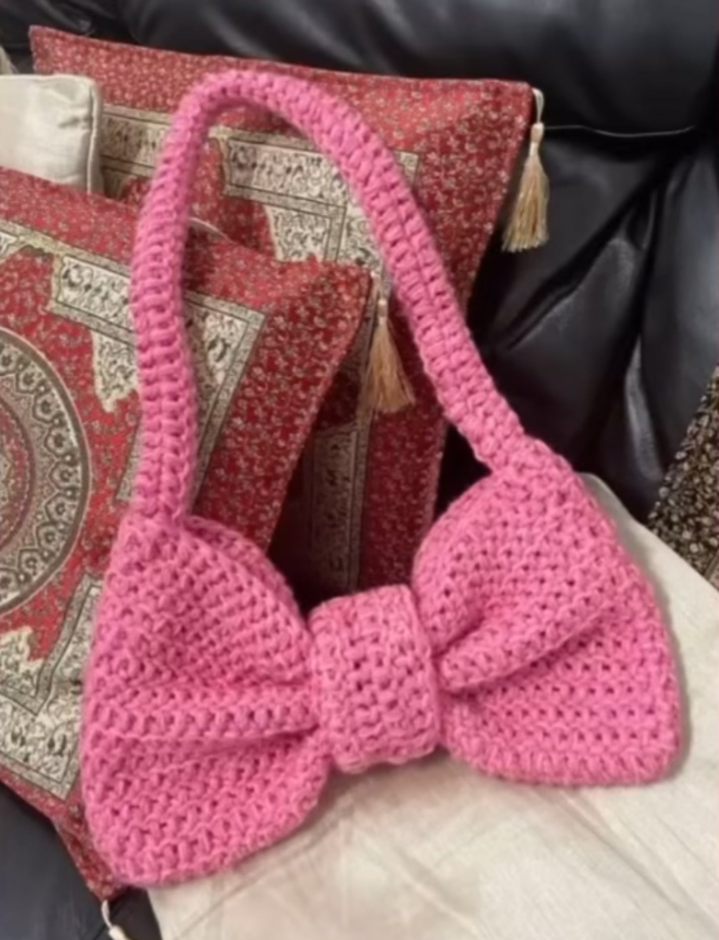 Trending Crochet Bow Bag