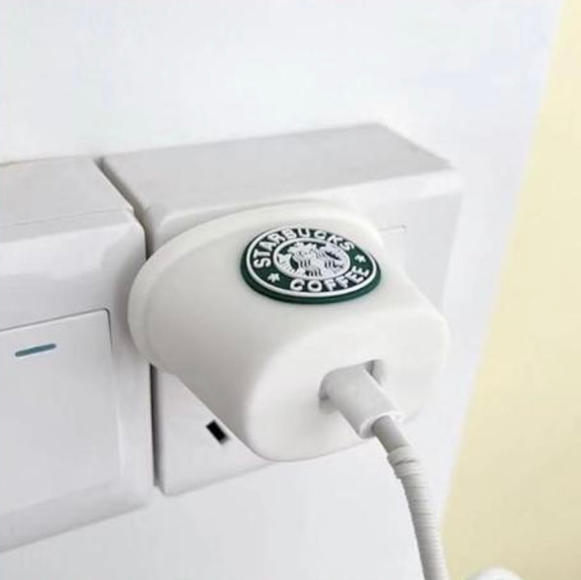 Exclusive Starbucks Design Charger Cover for iPhones (18W-20W Charger)