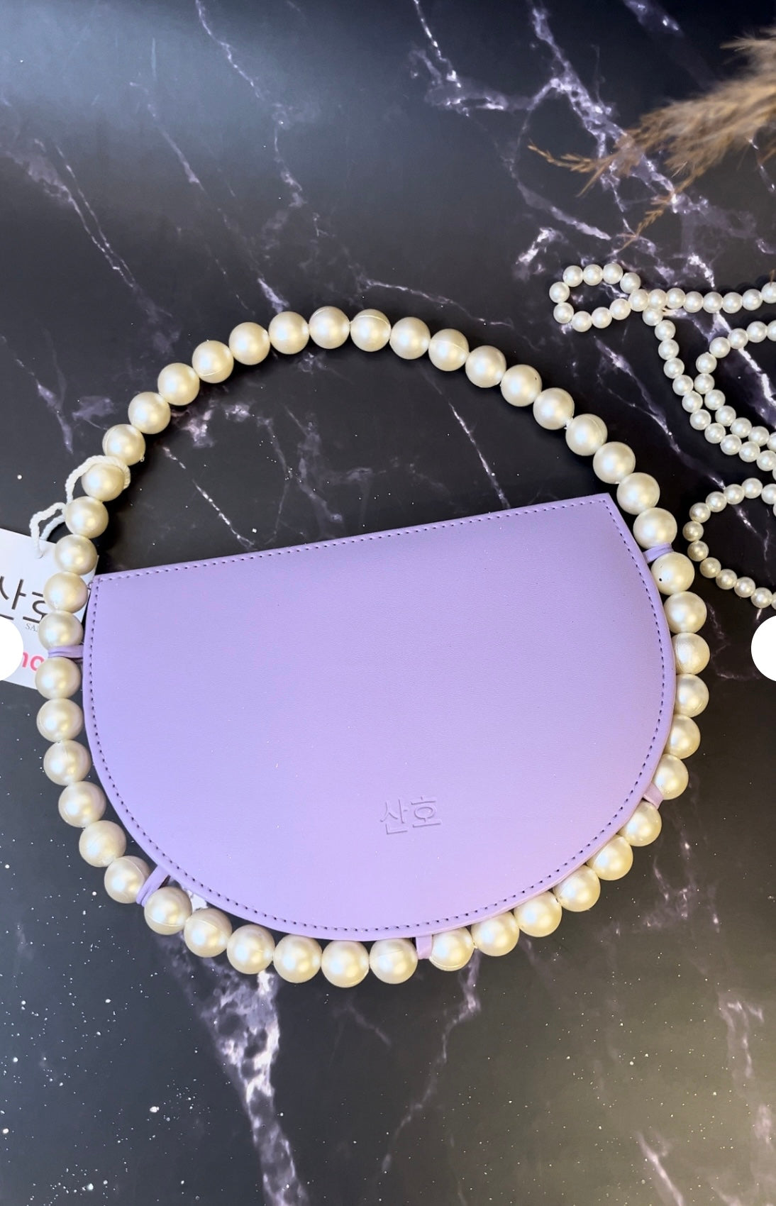 Elegant Halo Handbag with Pearls Detailing