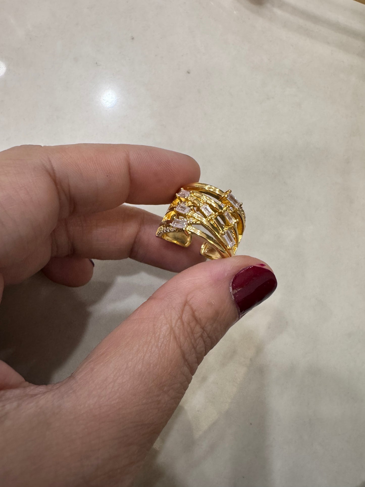 Luxe Gold Statement Twisted Vine Ring