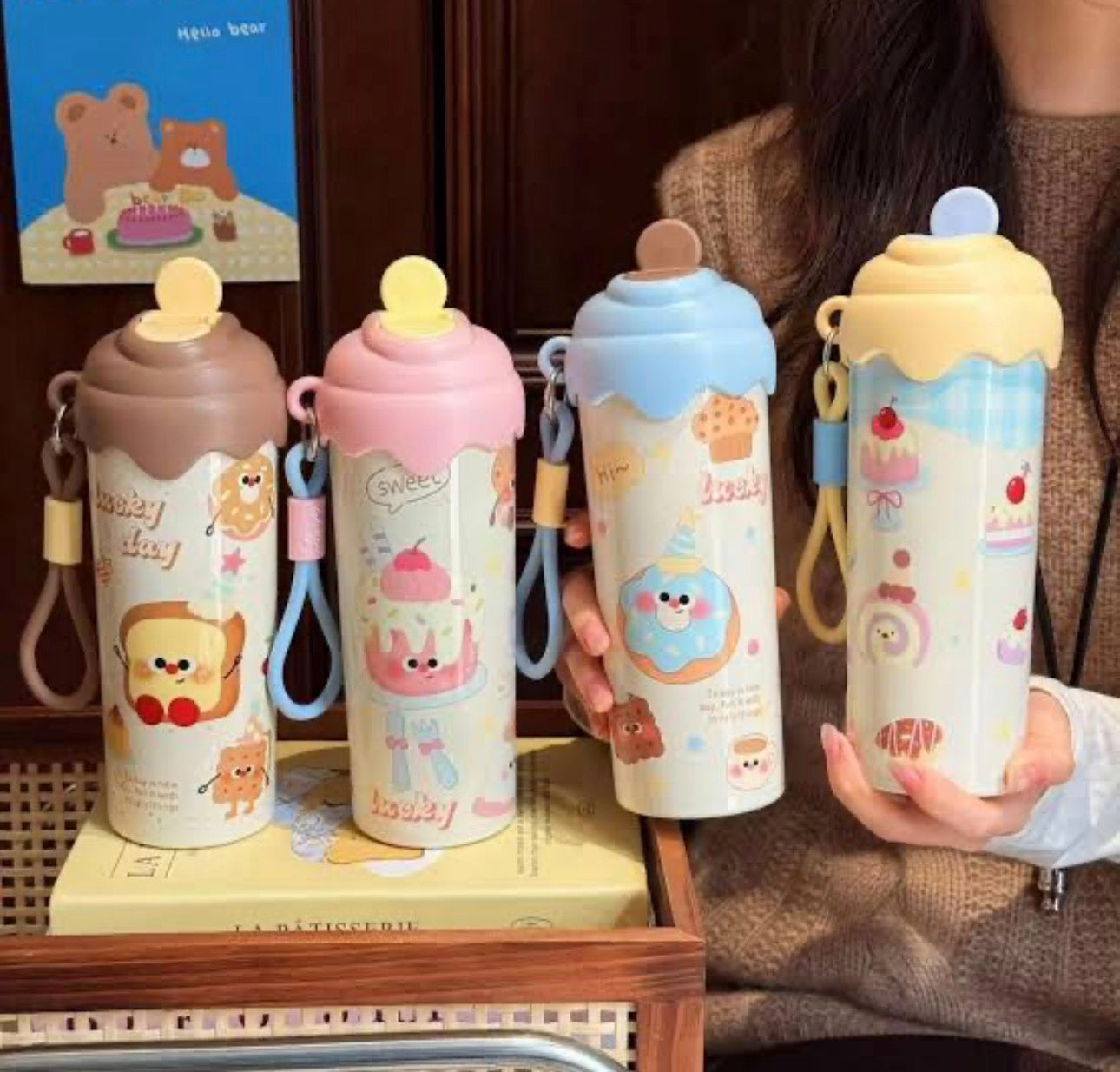 Cute Ice Cream Insulated Tumbler with Straw (600 ml)
