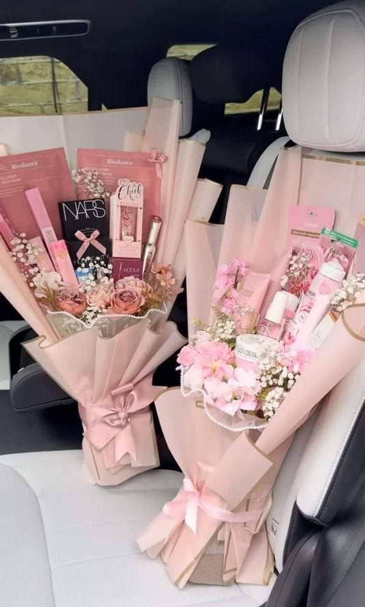 Baby Pink Luxe Beauty Gift Bouquet (Only deliverable in Delhi/NCR)