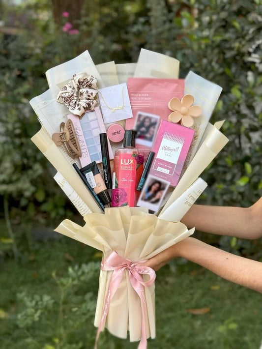 Luxe Beauty Gift Bouquet (Only deliverable in Delhi/NCR)