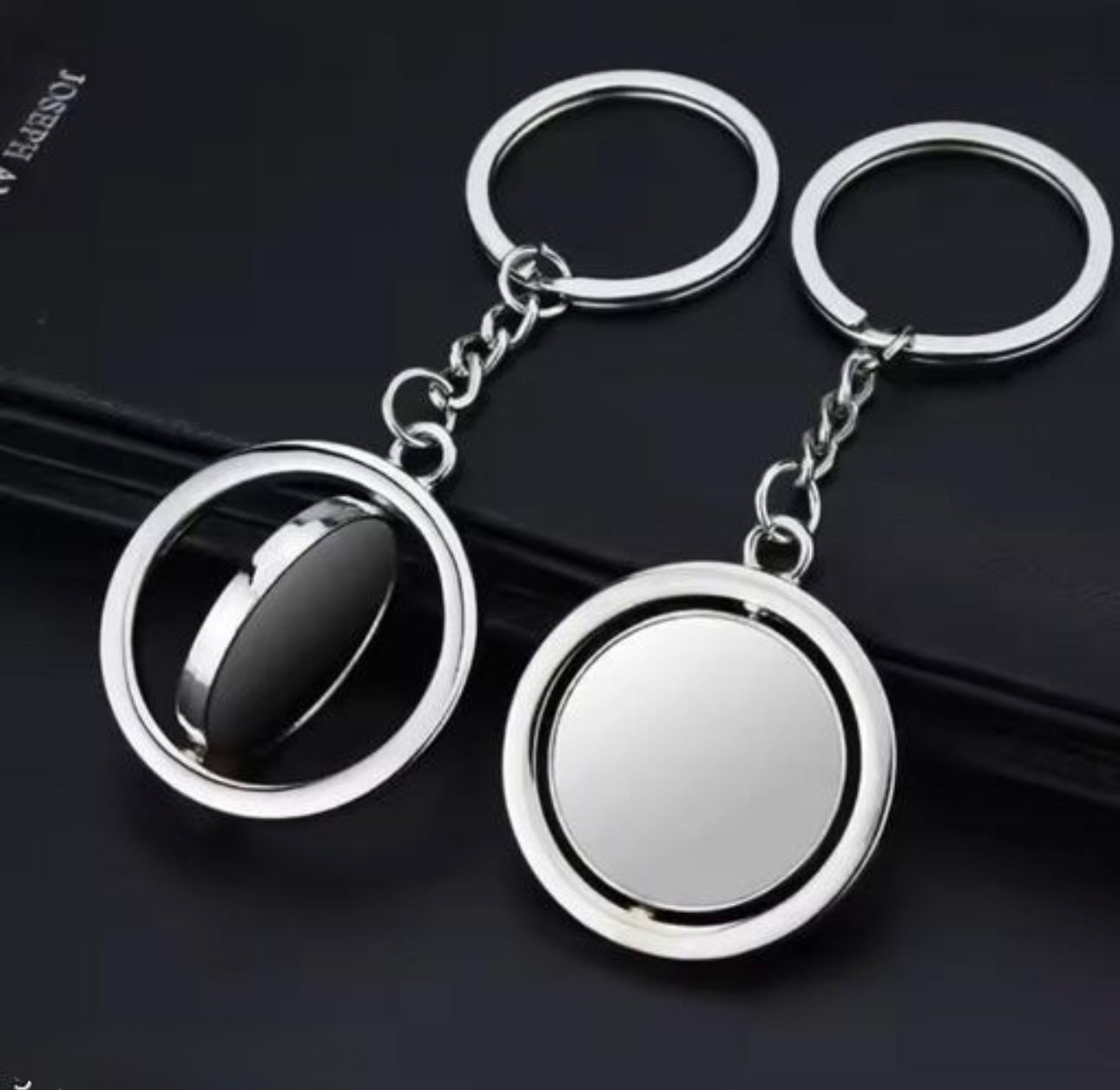 Personalised Rotating Double-Sided Photo Keychain