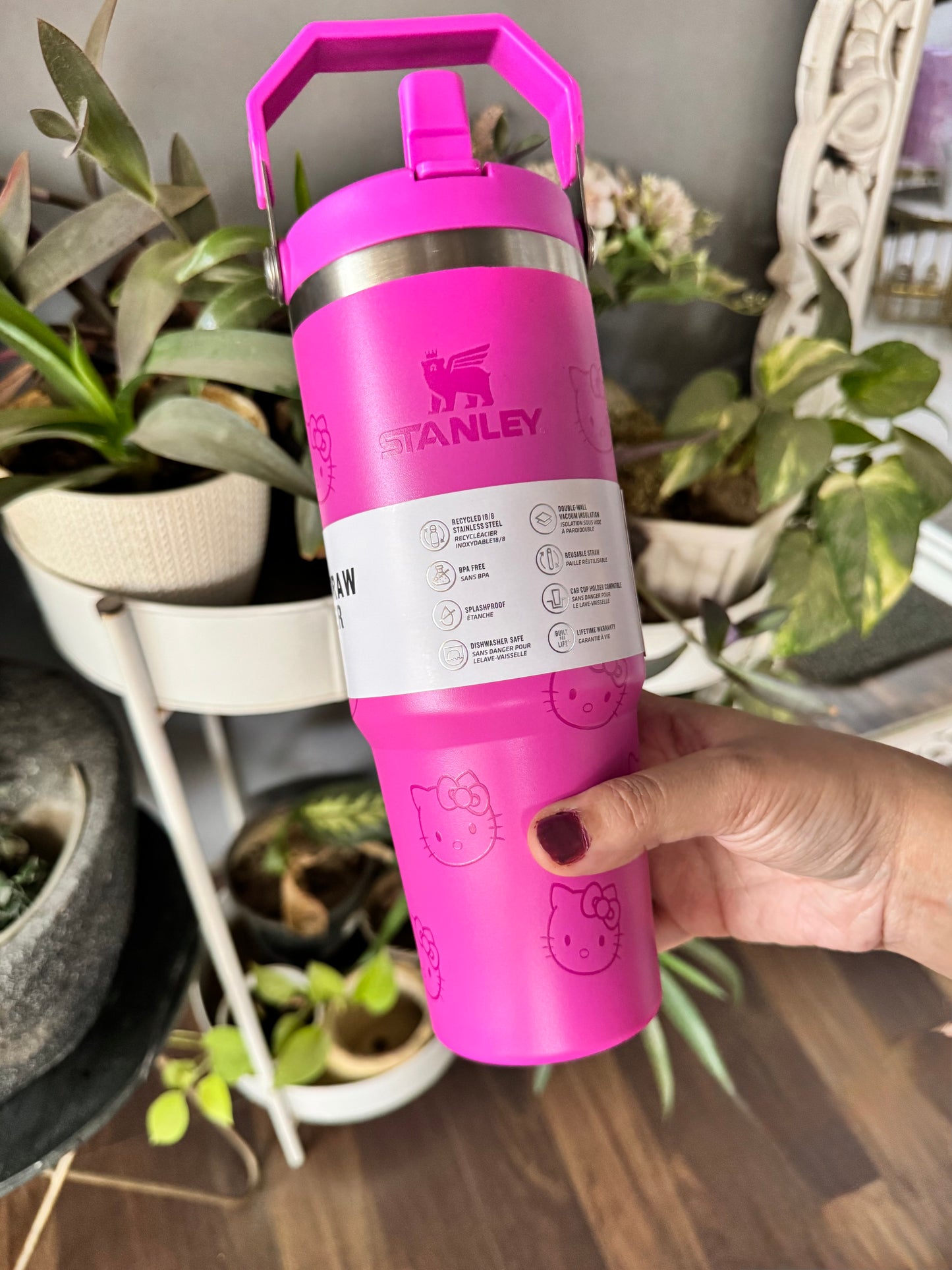 Exclusive “Hello Kitty” Stanley Cup - 1200 ml