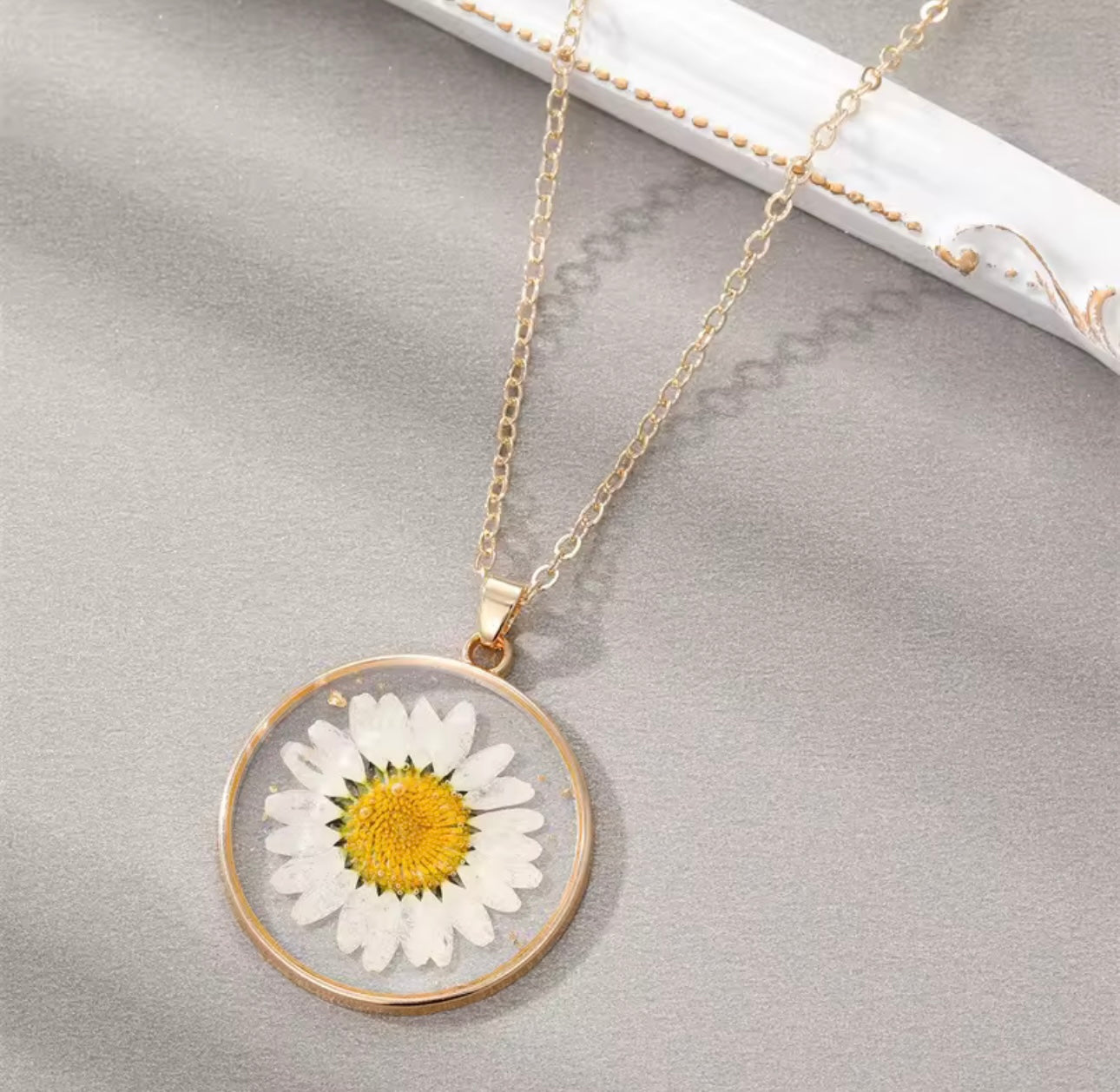 Pendants with Real Pressed Flowers