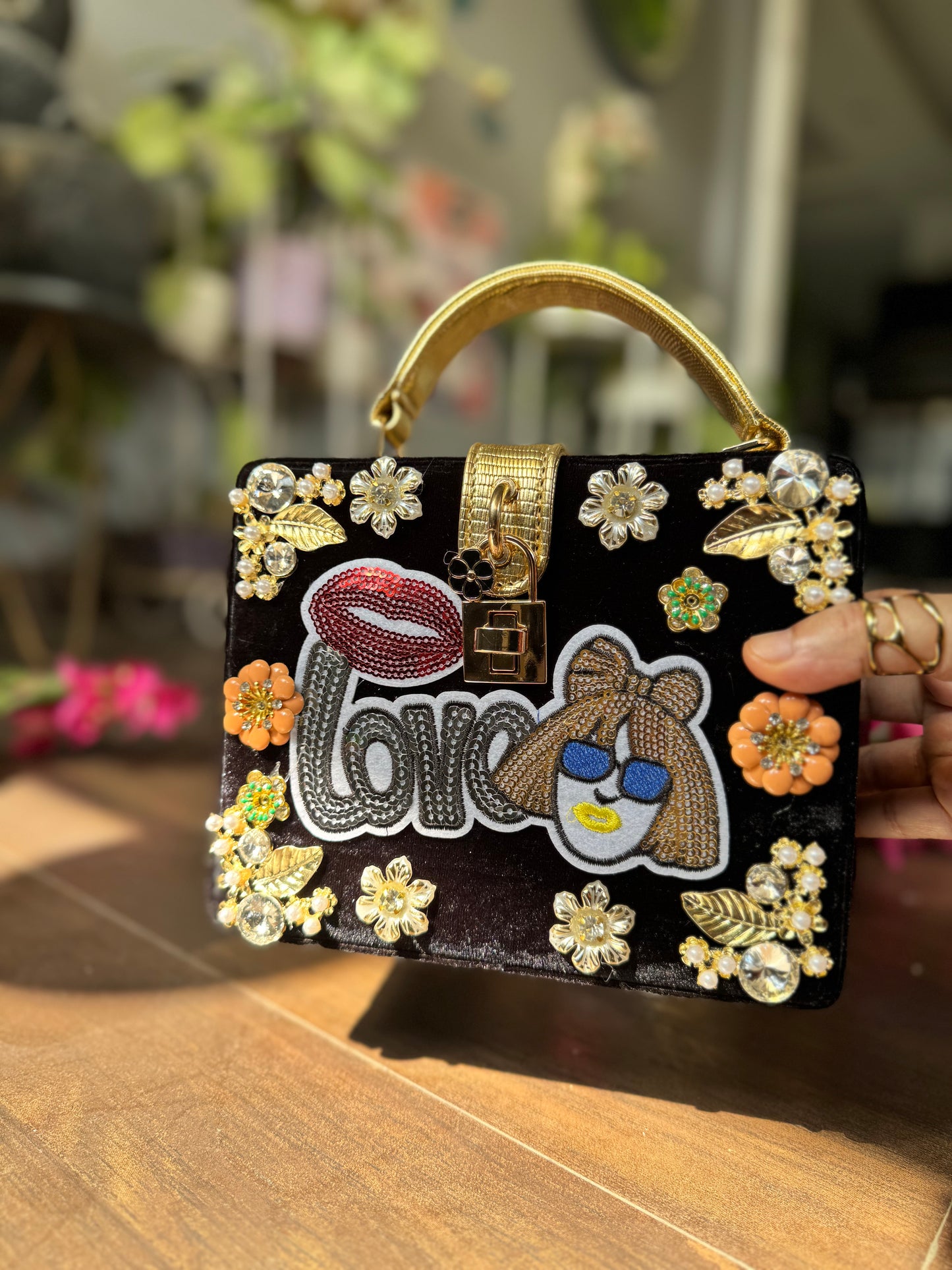 Luxe Designer Limited Edition Velvet Box Bag / Rhinestones Detail Party Handbag