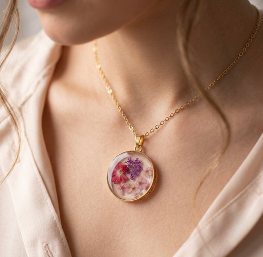 “Jhalkiyan” Pink Real Flowers Pendant (1 Piece)