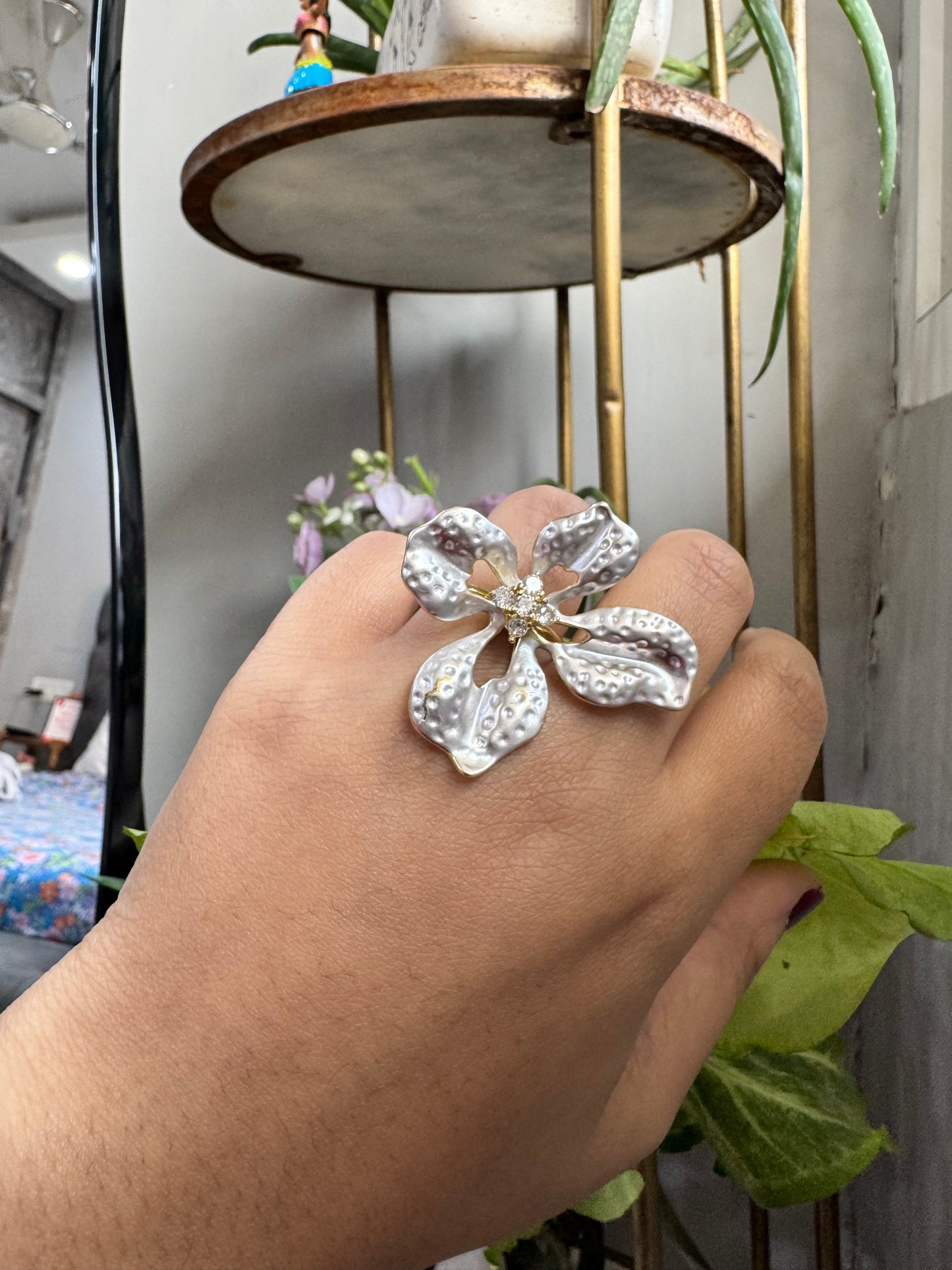 Elegant Silver Plated Flower Ring (Adjustable)