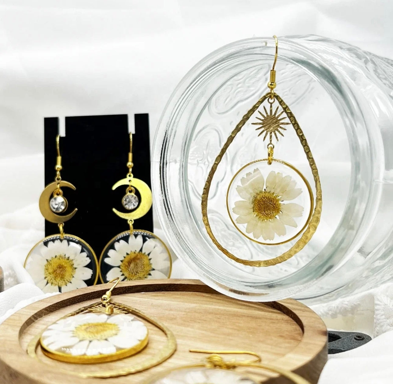 Exclusive Earrings with Real Pressed Daisy Flower