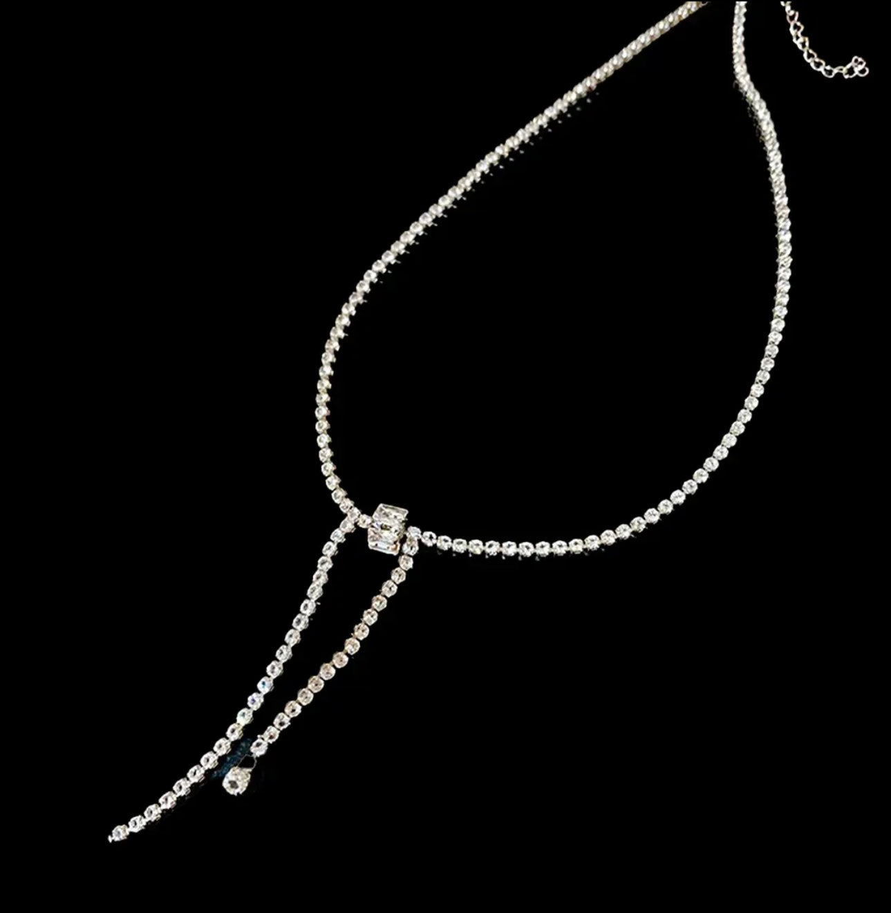 Sparkling Rhinestones Lariat Necklace