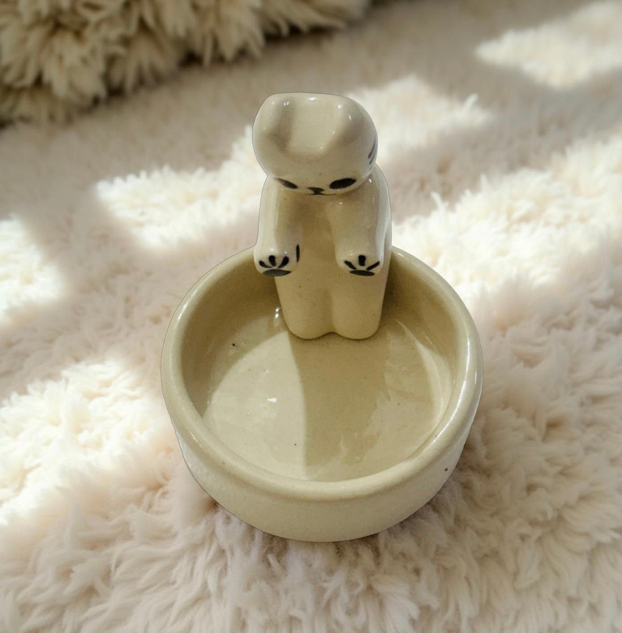 Cute Kitten Cat Candle Holder Warming Paws