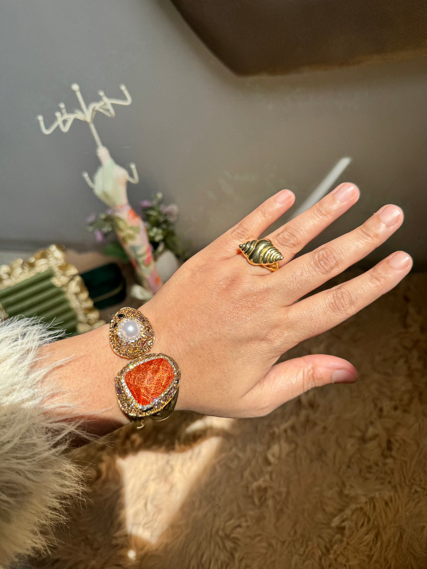 Luxe Anti Tarnish Gold Plated Adjustable Amethyst Geode Crystal Stones Bracelet