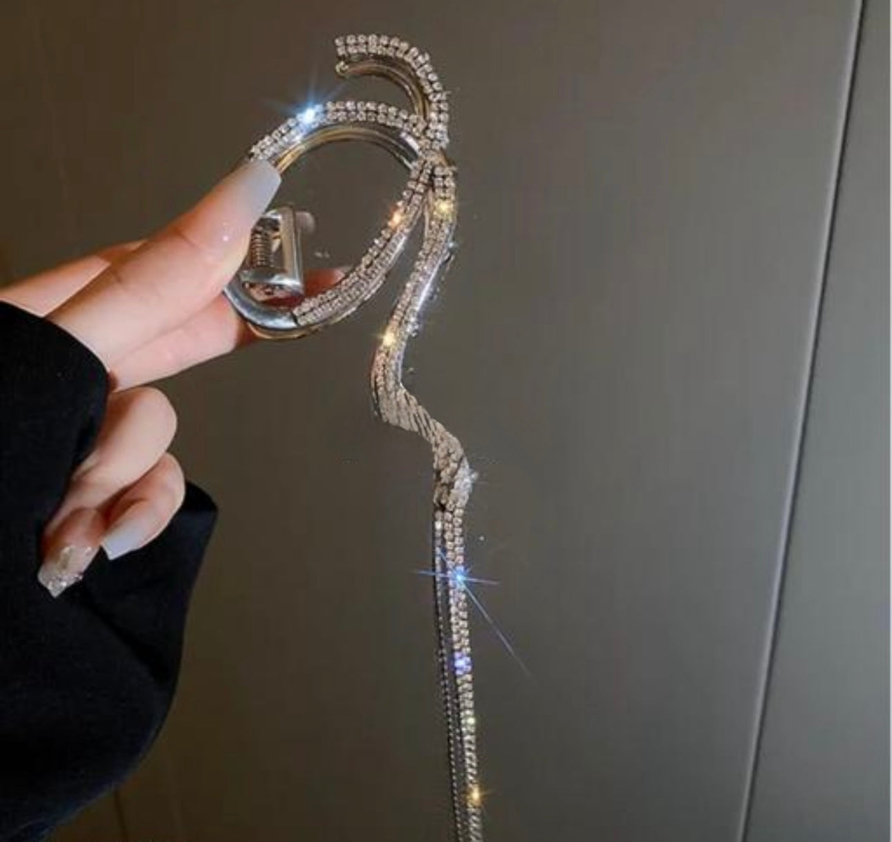 Blingy Rhinestones Metal Hairclip / Clutcher / Claw