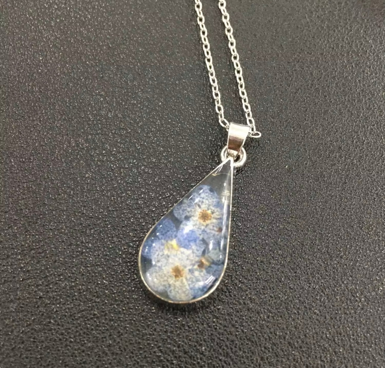 925 Sterling Silver Forget Me Not Pendant & Earrings Gift Set