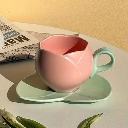 Classy Tulip Mug with Saucer