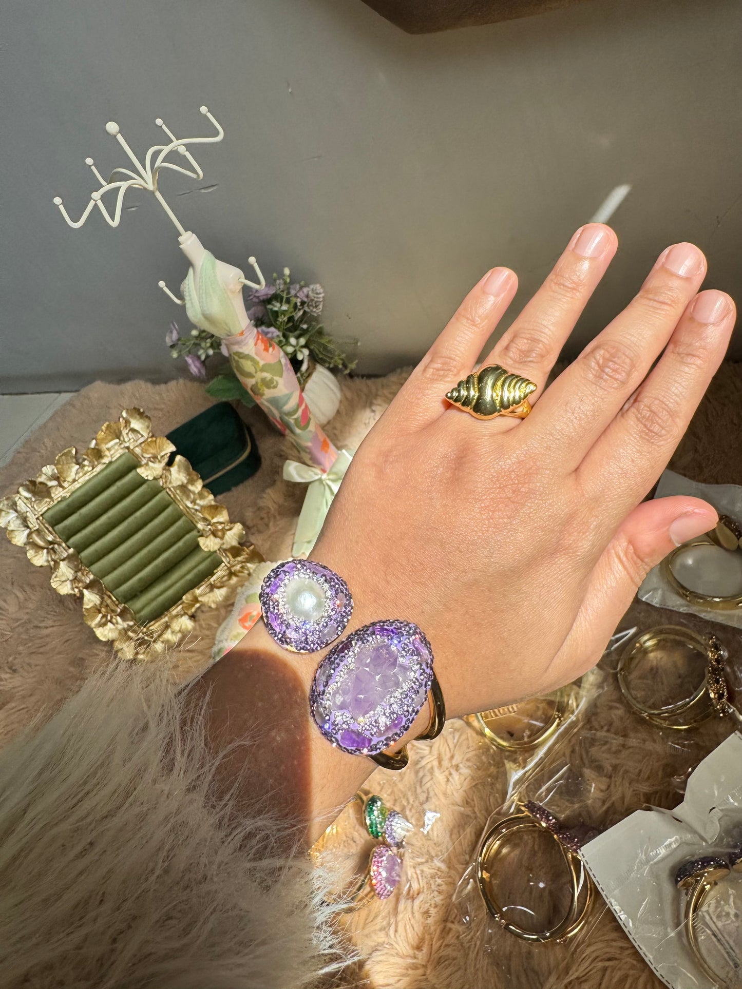 Luxe Anti Tarnish Gold Plated Adjustable Amethyst Geode Crystal Stones Bracelet
