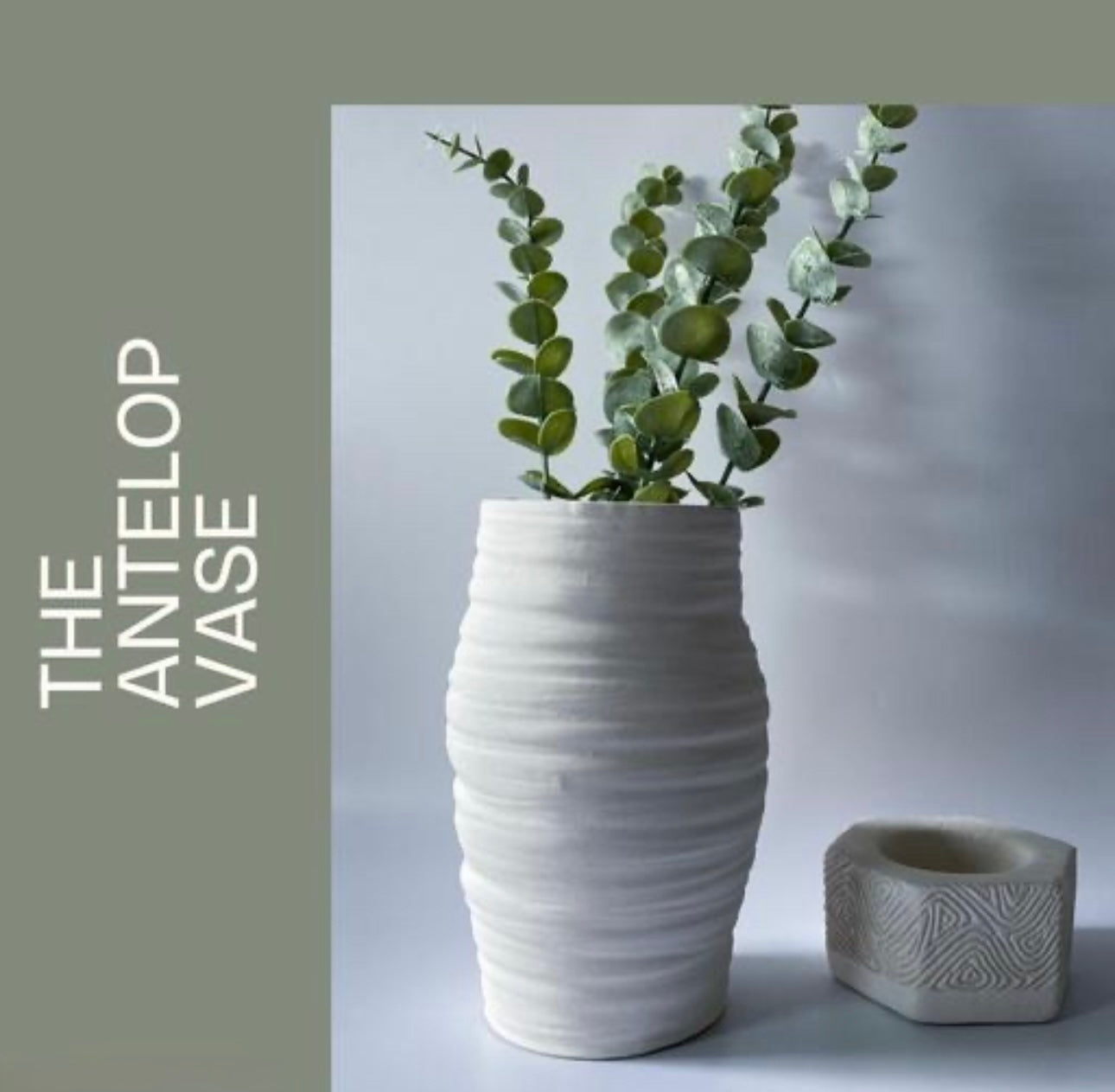 Decorative White Carved Pottery Textured Vase