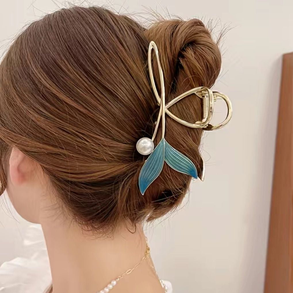 Pearl Detail Mermaid Tail Metal Hairclip / Clutcher / Claw