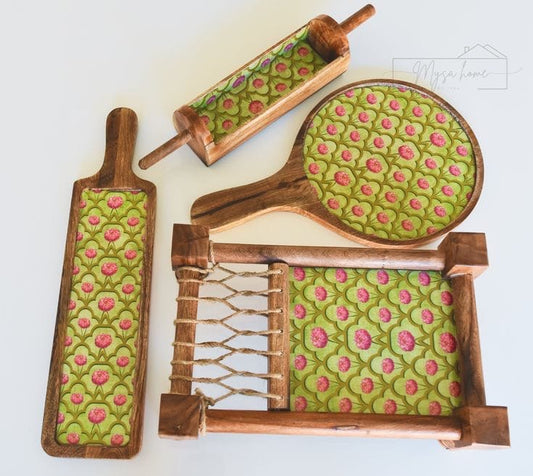Exclusive Handmade Wooden Platters Gift Set of 4