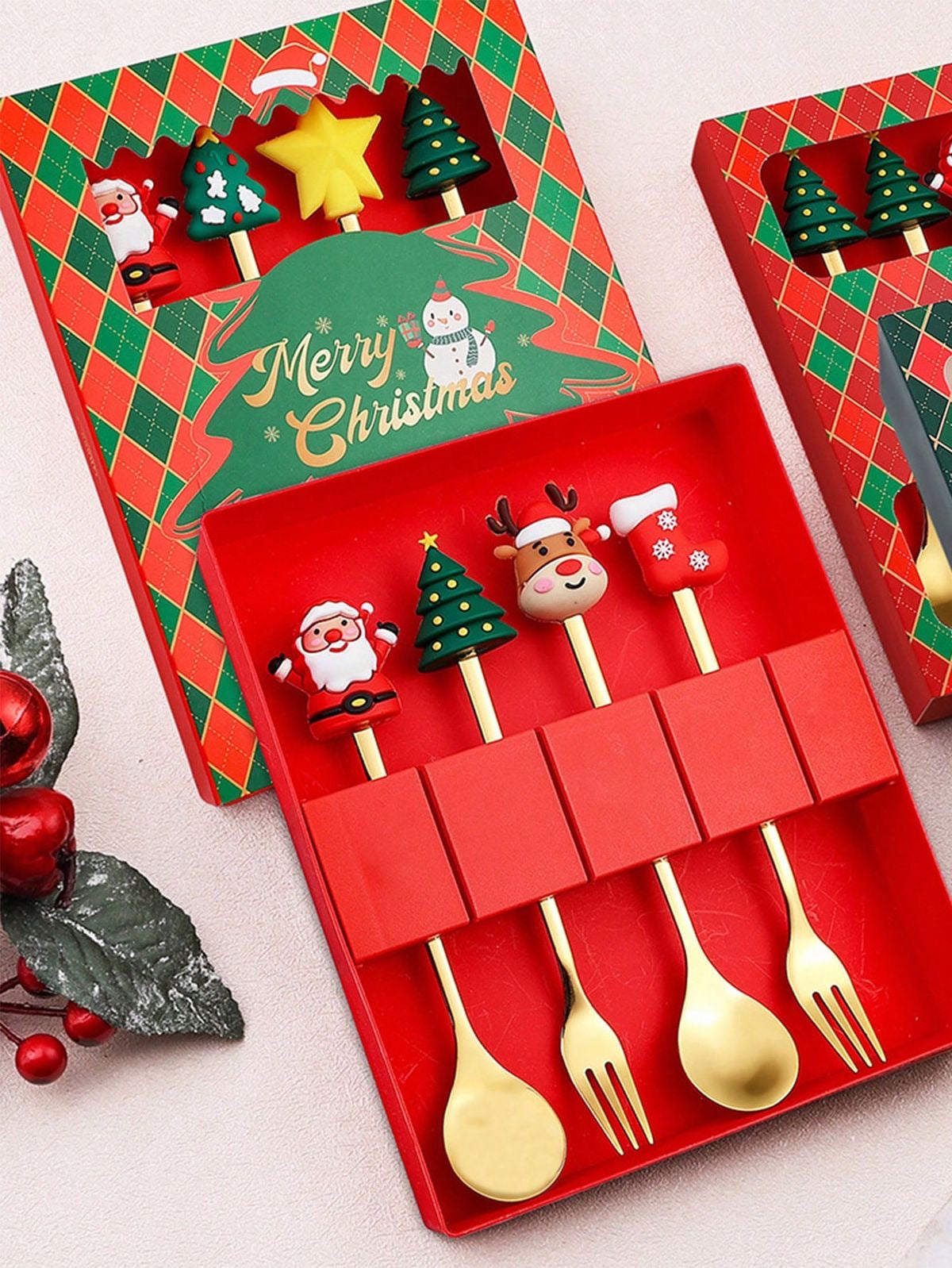Cute Christmas Theme Cutlery - Gold Spoons & Forks Set