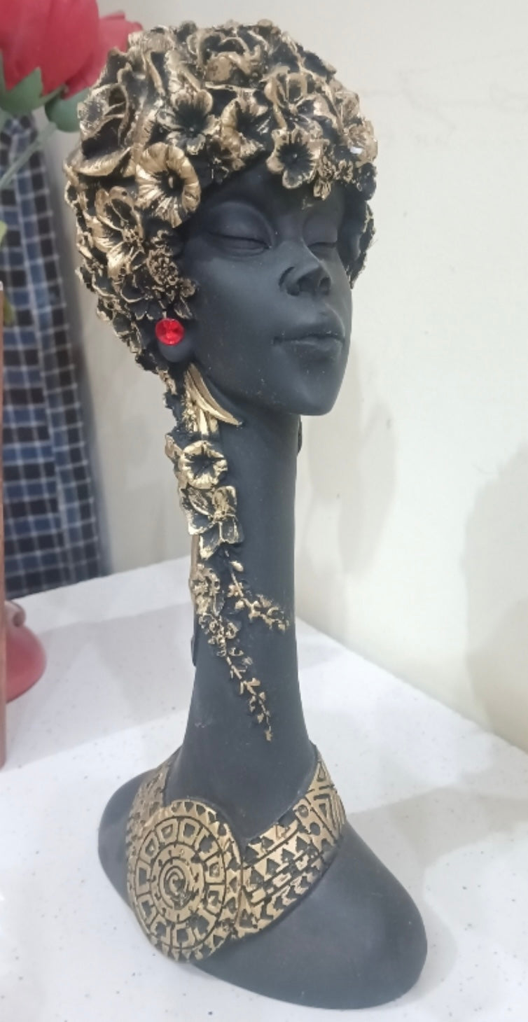 Decorative African Sculpture Showpiece