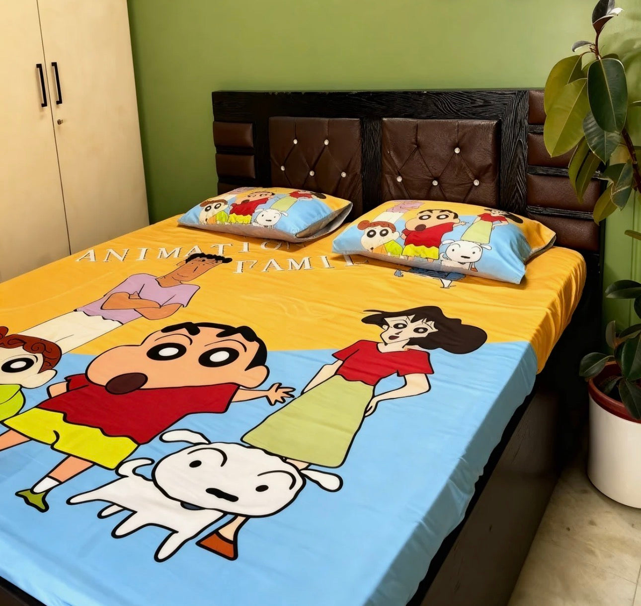 Cute Shinchan Design Elasticated King Size Non-Slip Bedsheet