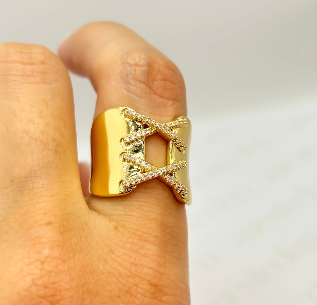 Elegant Gold Plated Corset Design Ring