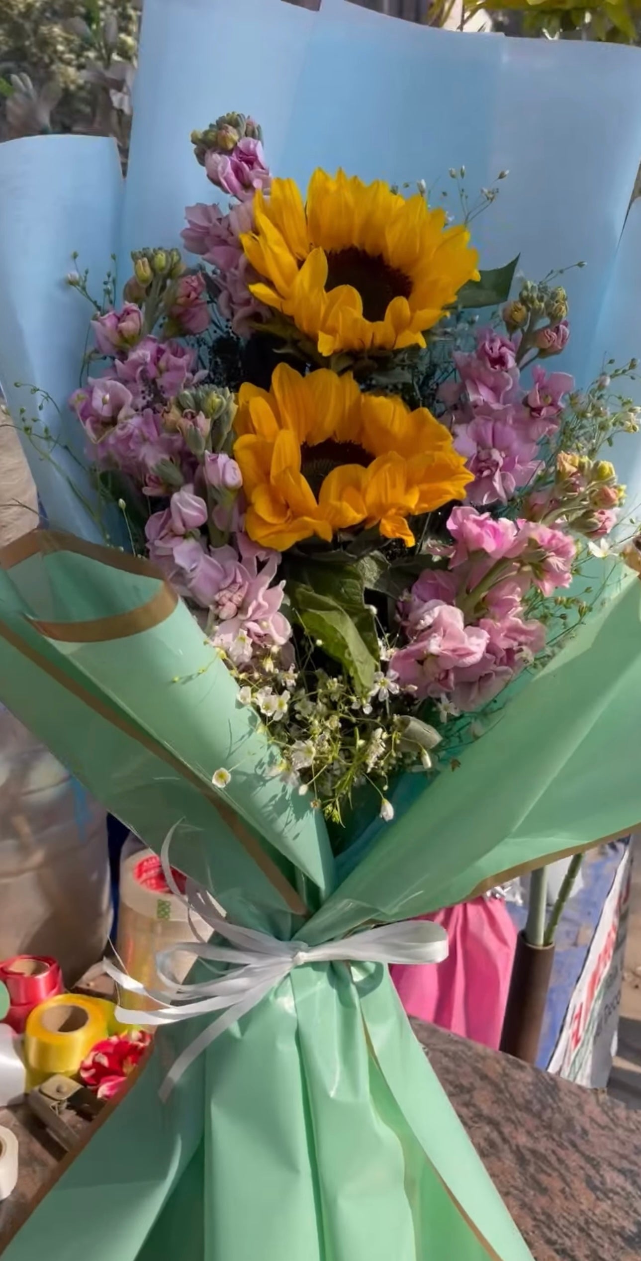 Premium Dual Tone Fresh Flowers Bouquet with Korean Sheets (Only deliverable in Delhi/NCR)