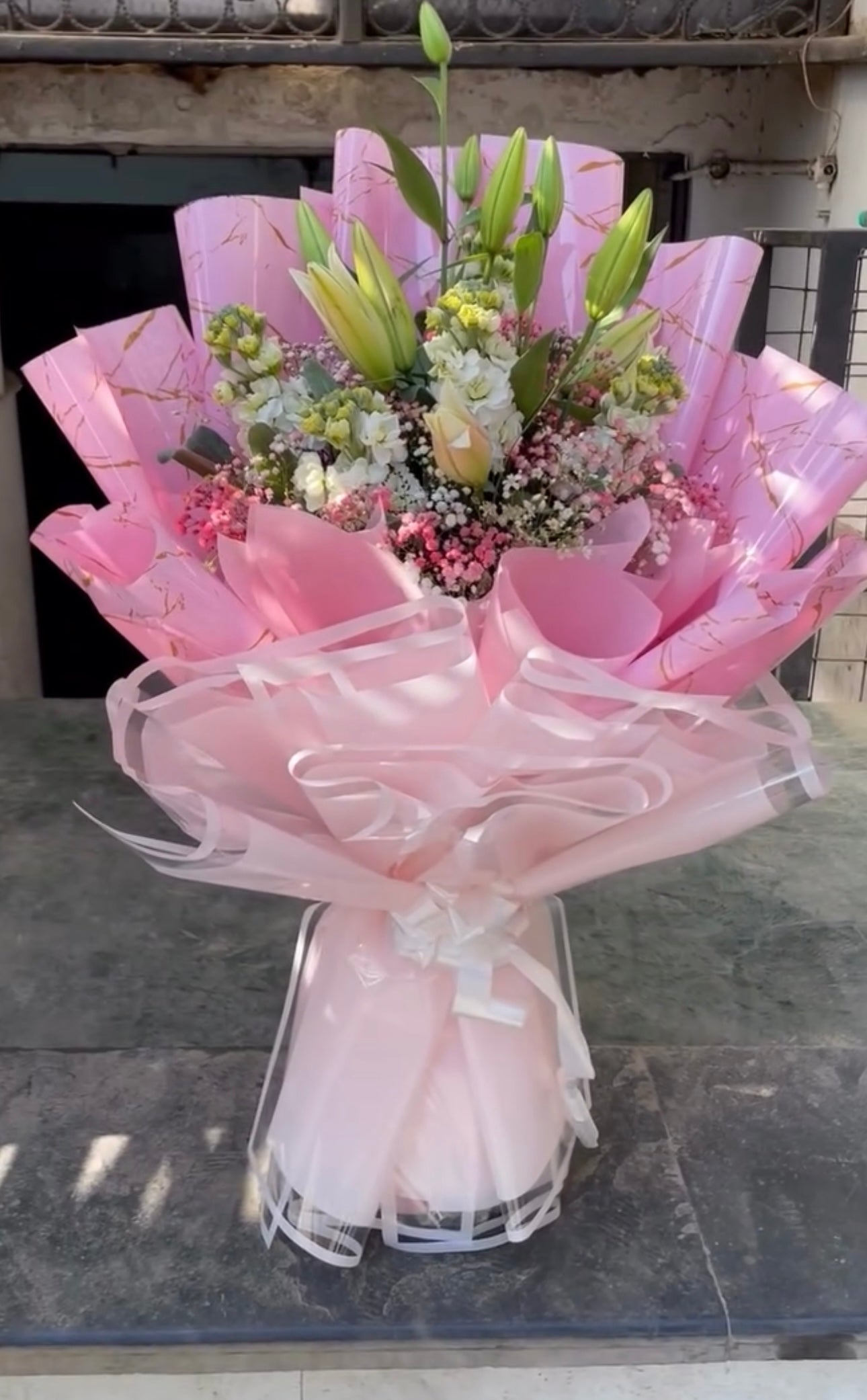 Premium Fresh Flowers Luxe Bouquet with Korean Sheets (Only deliverable in Delhi/NCR)