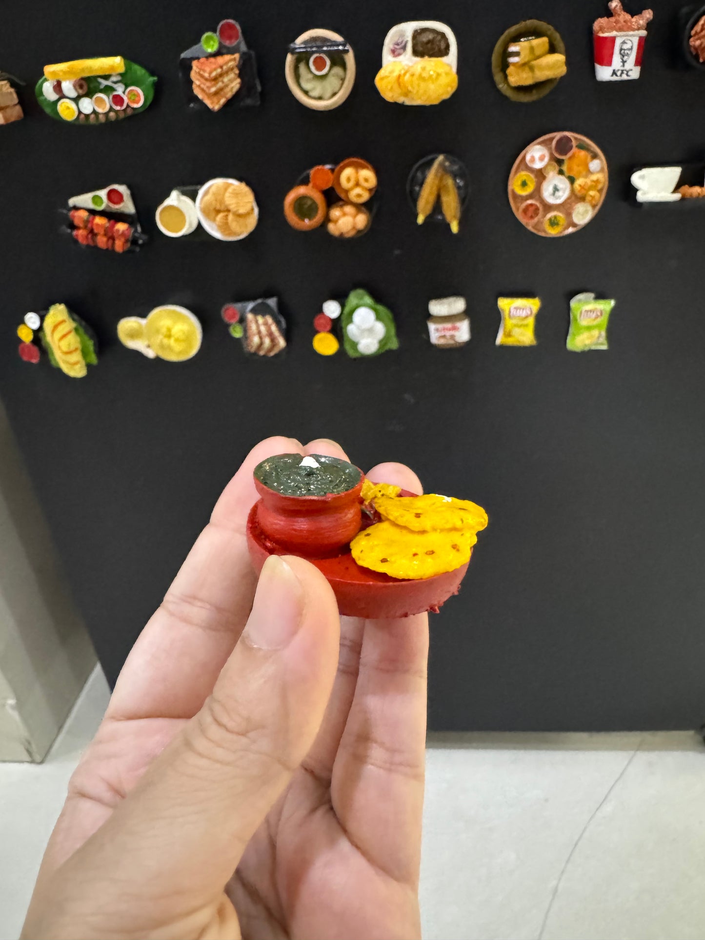 Makke di Roti & Sarson da Saag Miniature Fridge Magnet