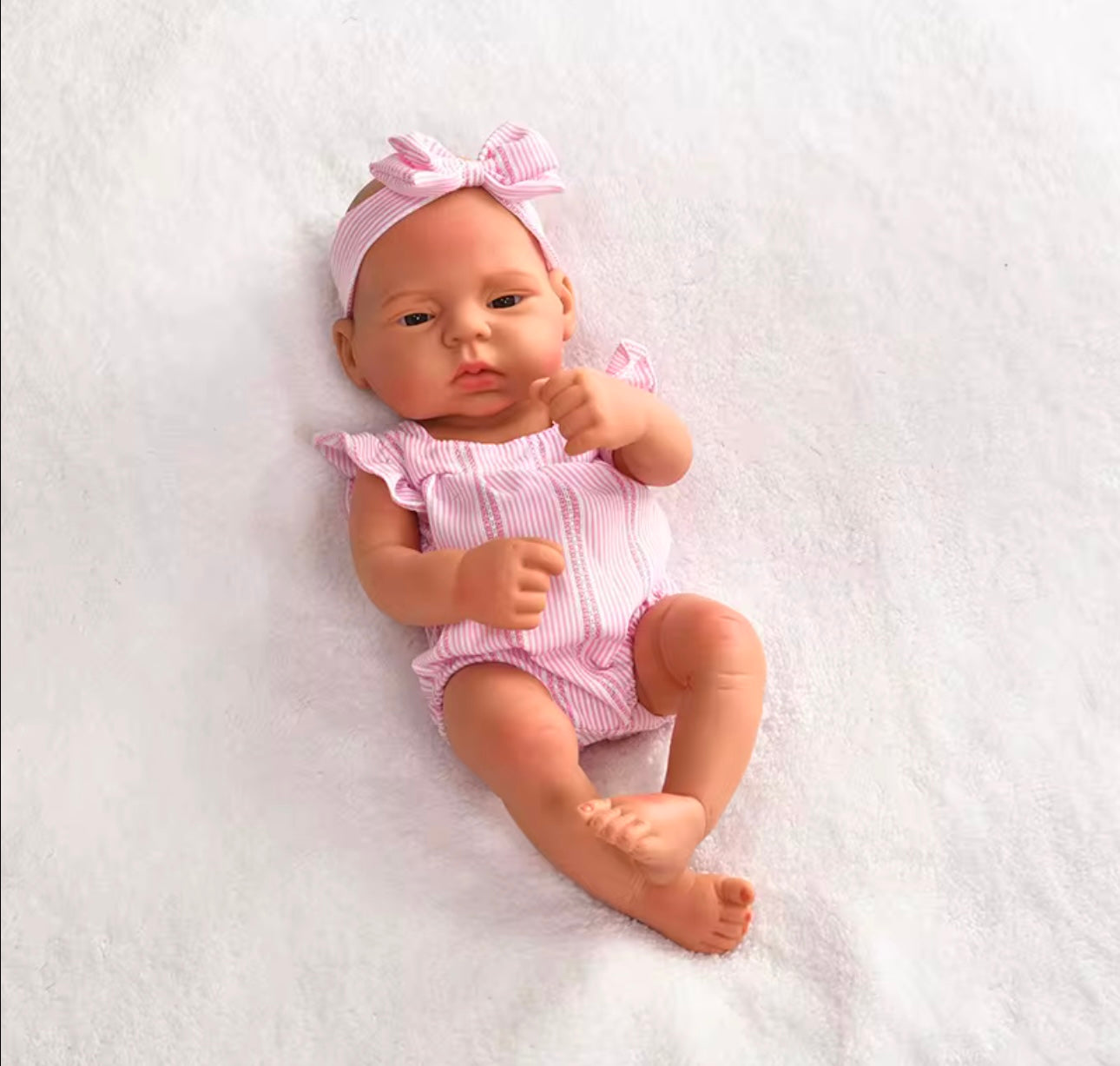 Realistic Newborn Baby Reborn Silicone Doll