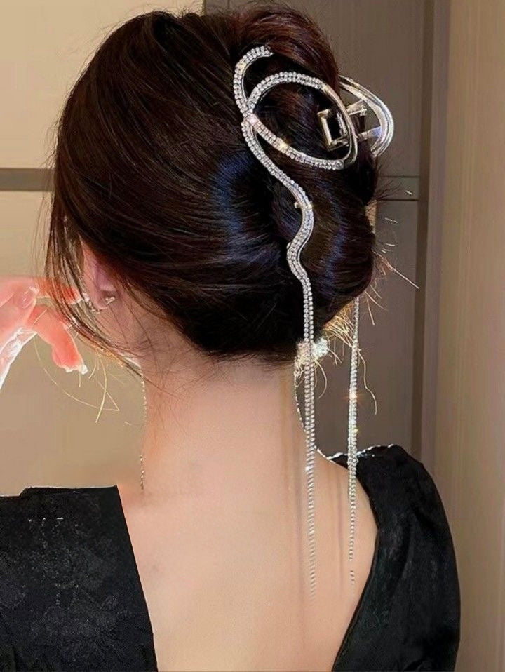 Blingy Rhinestones Metal Hairclip / Clutcher / Claw