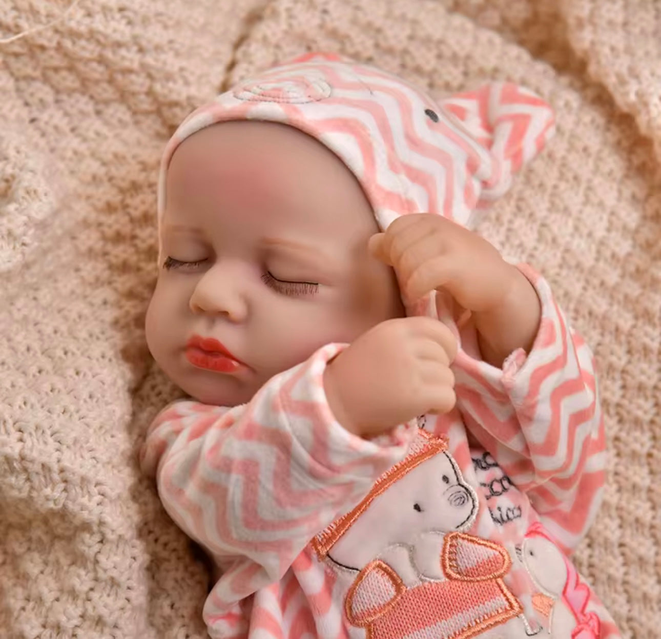 Realistic Newborn Baby Reborn Silicone Doll